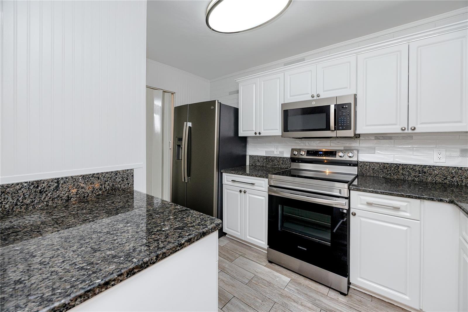 2101 FOX CHASE BLVD #107, PALM HARBOR, FL, 34683
