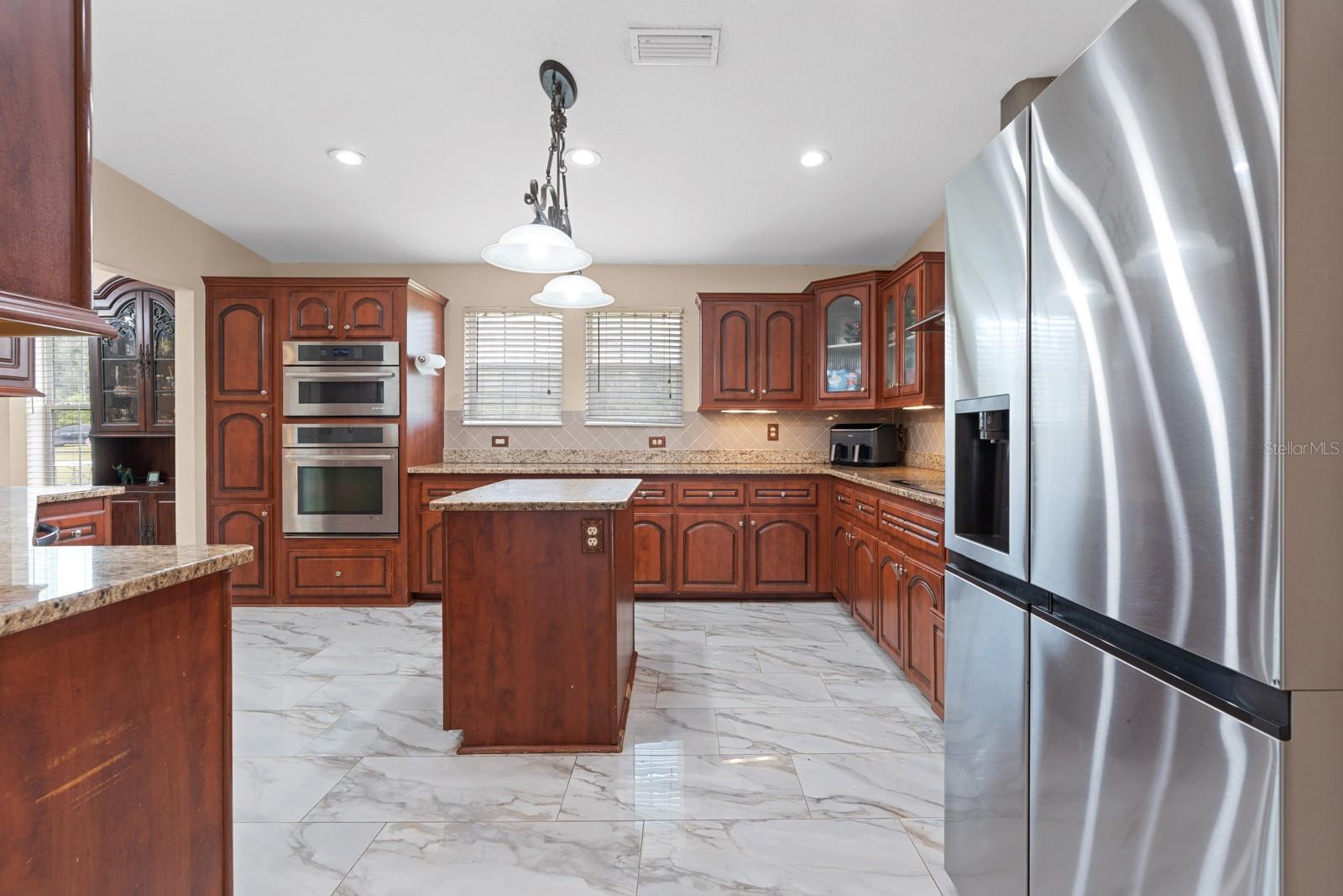 37520 PHELPS RD, ZEPHYRHILLS, FL, 33541
