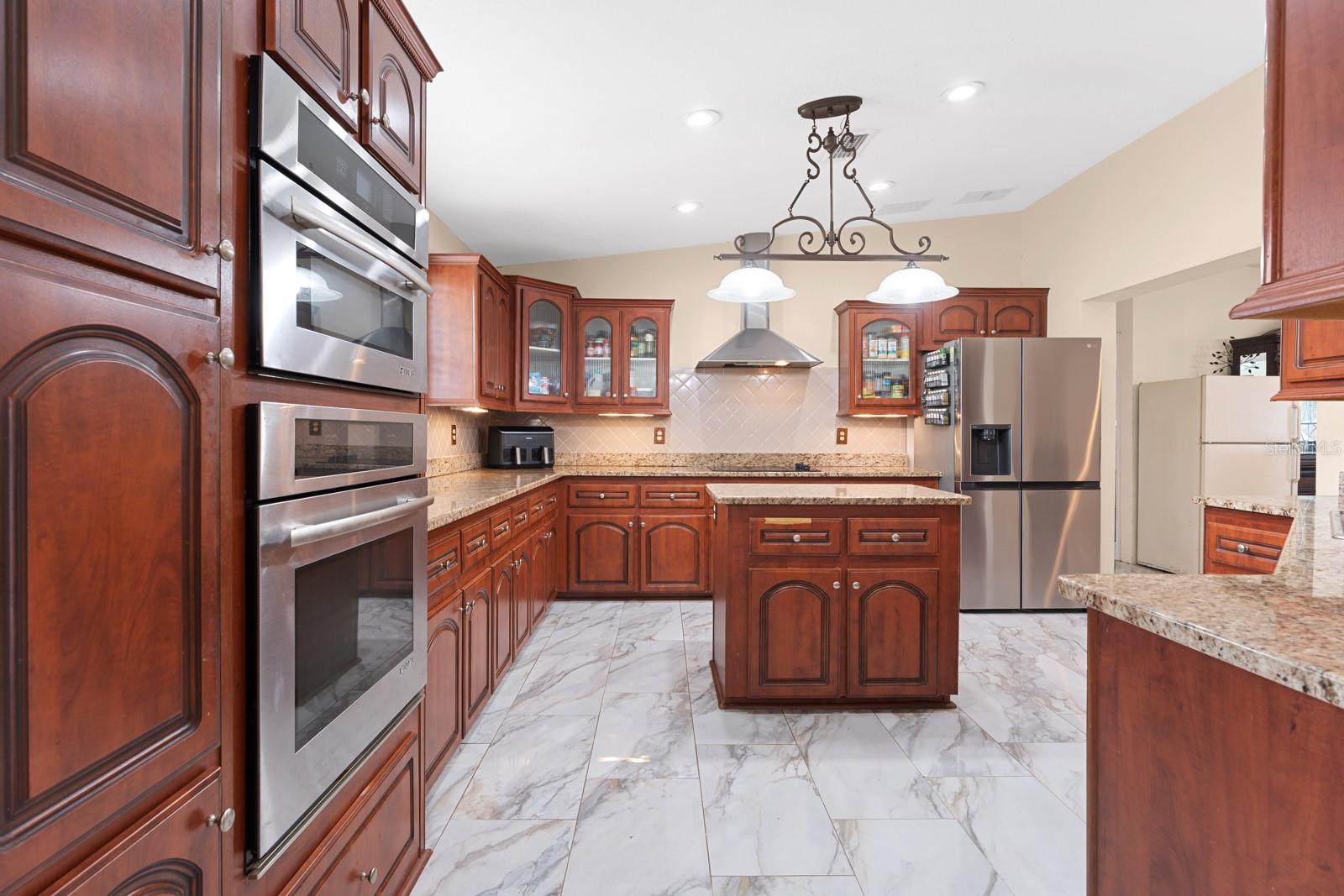37520 PHELPS RD, ZEPHYRHILLS, FL, 33541