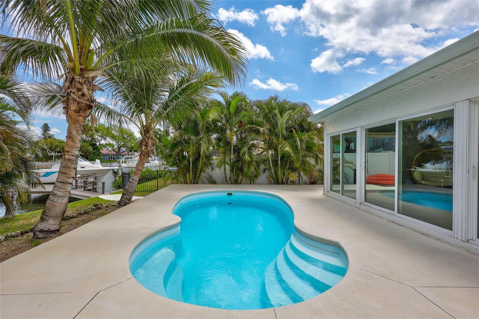 4417 TROUT DR SE, ST PETERSBURG, FL, 33705