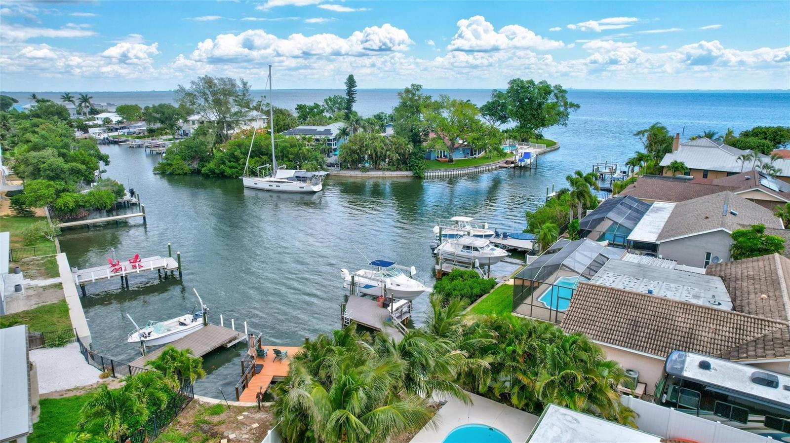 4417 TROUT DR SE, ST PETERSBURG, FL, 33705