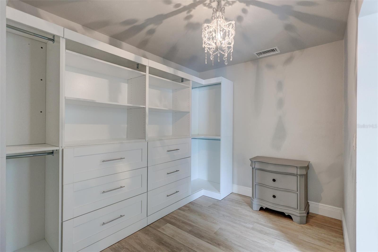 4417 TROUT DR SE, ST PETERSBURG, FL, 33705