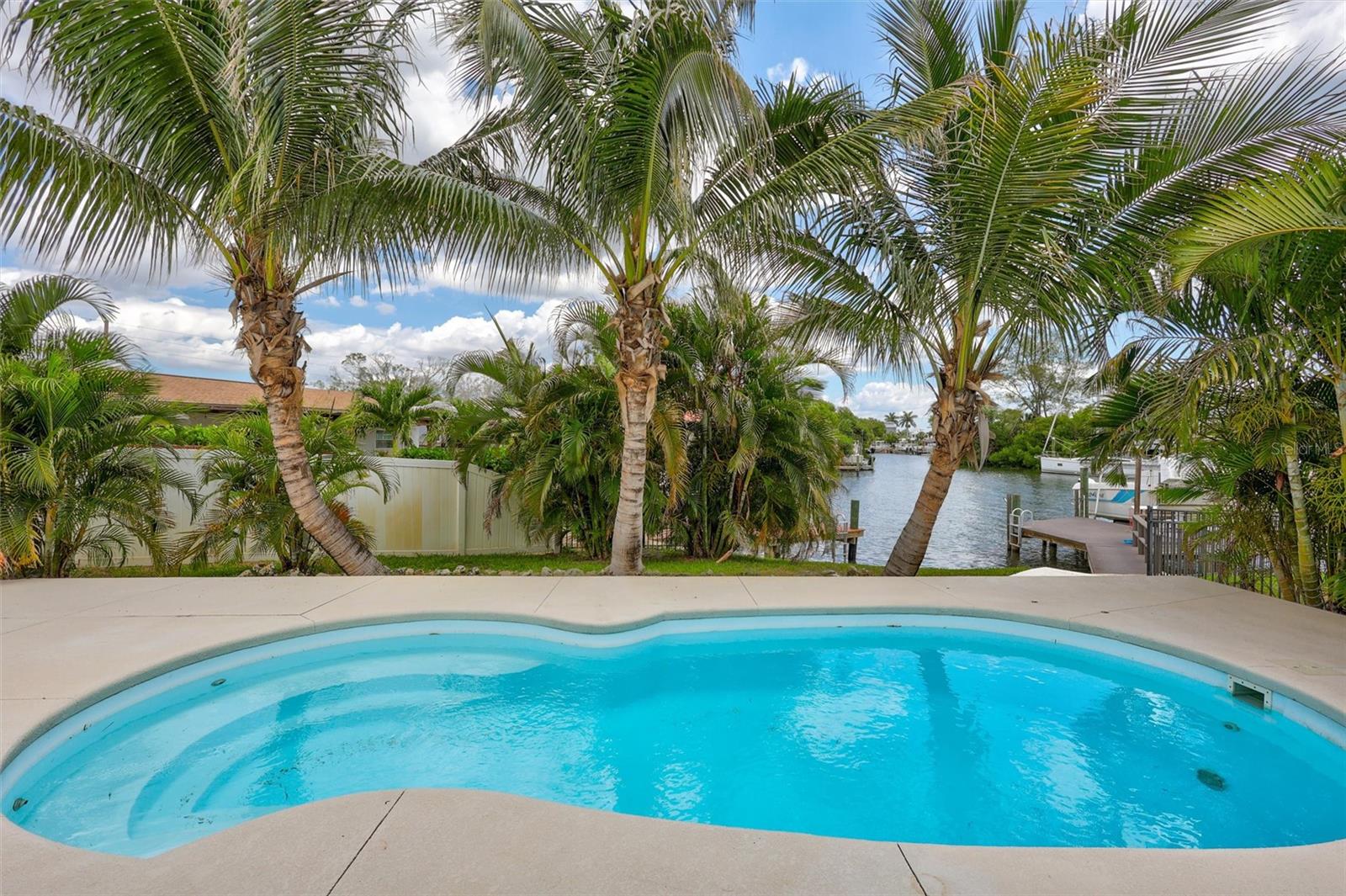 4417 TROUT DR SE, ST PETERSBURG, FL, 33705