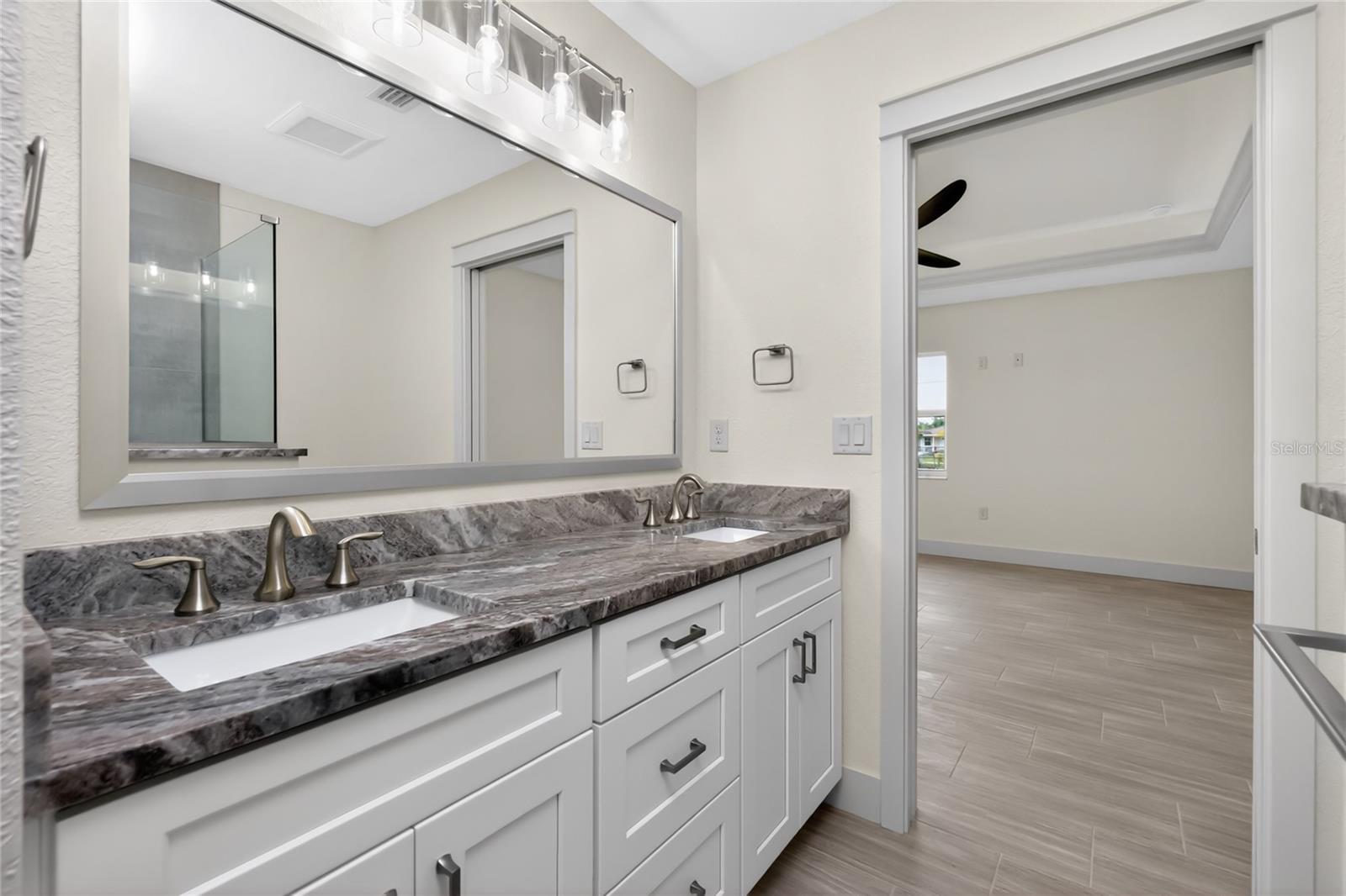 323 BOCA GRANDE BLVD, PUNTA GORDA, FL, 33950