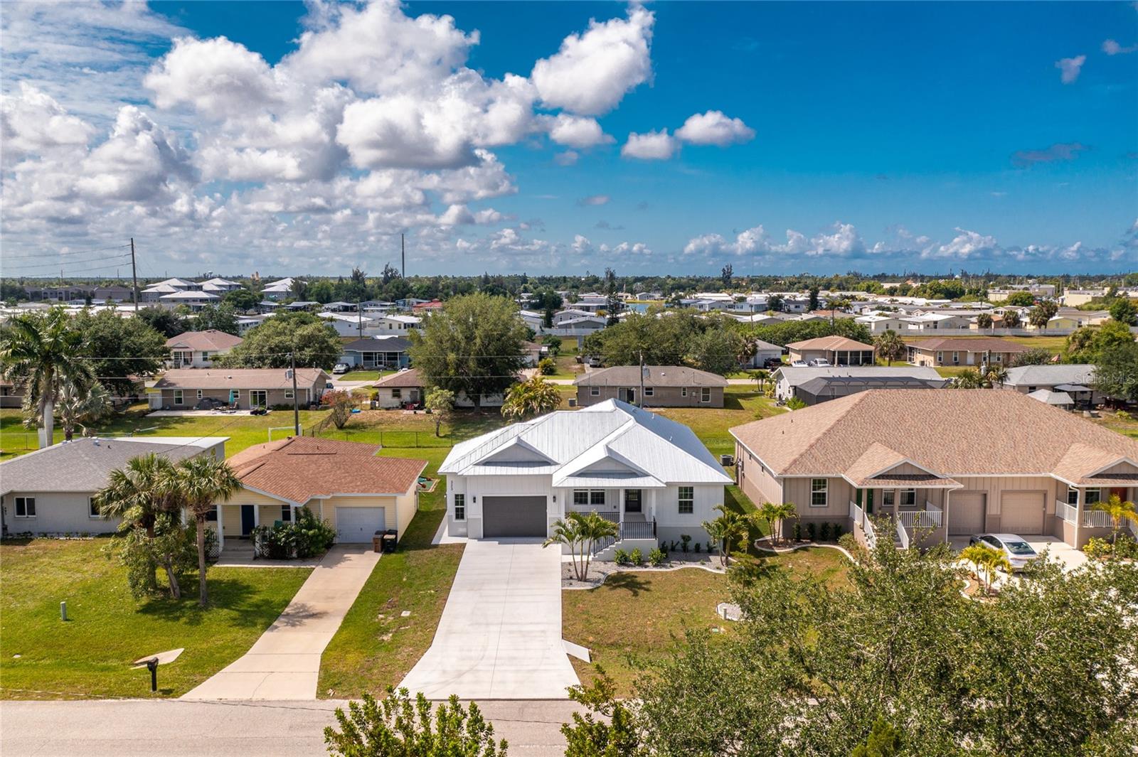 323 BOCA GRANDE BLVD, PUNTA GORDA, FL, 33950
