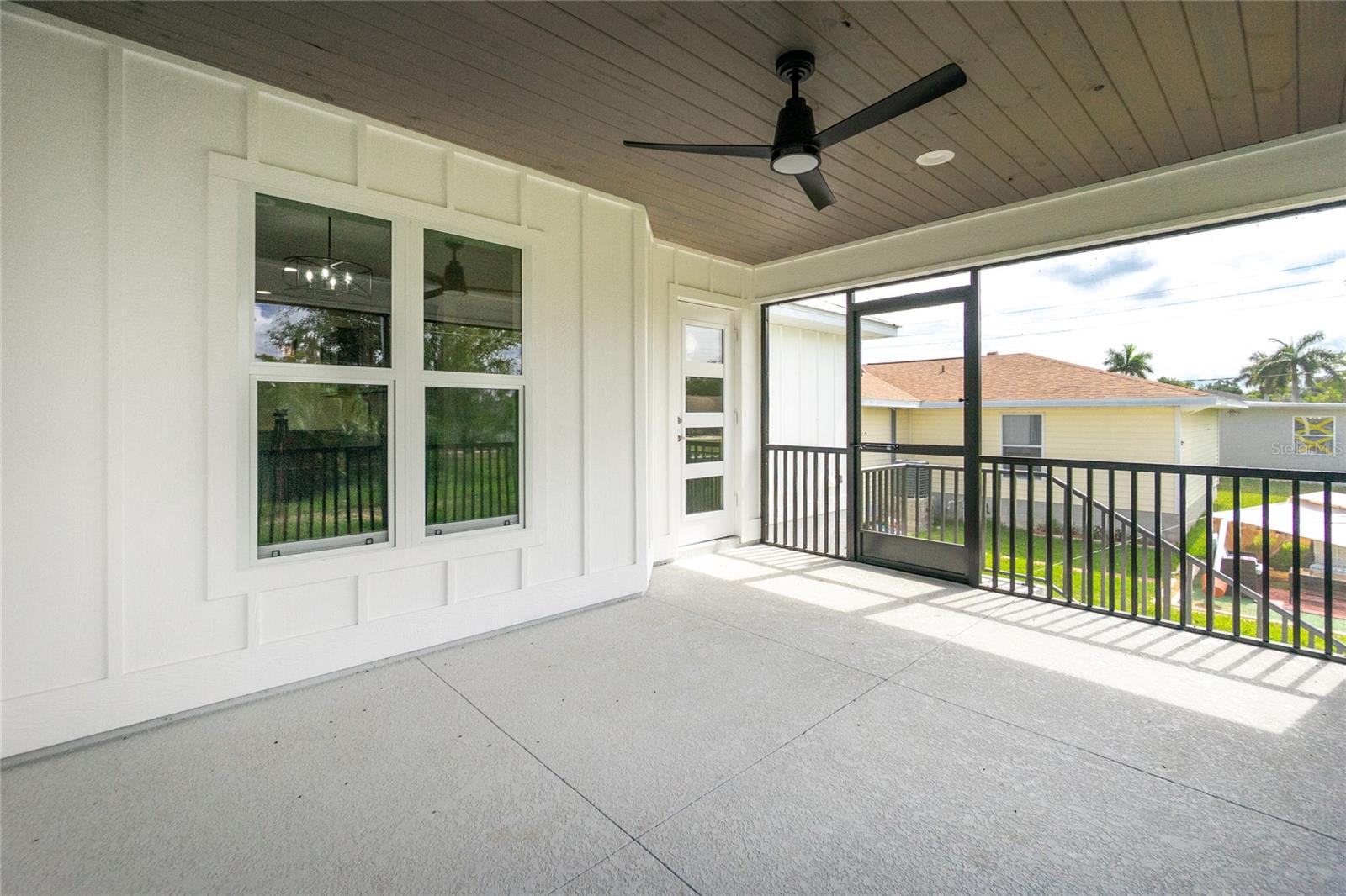 323 BOCA GRANDE BLVD, PUNTA GORDA, FL, 33950