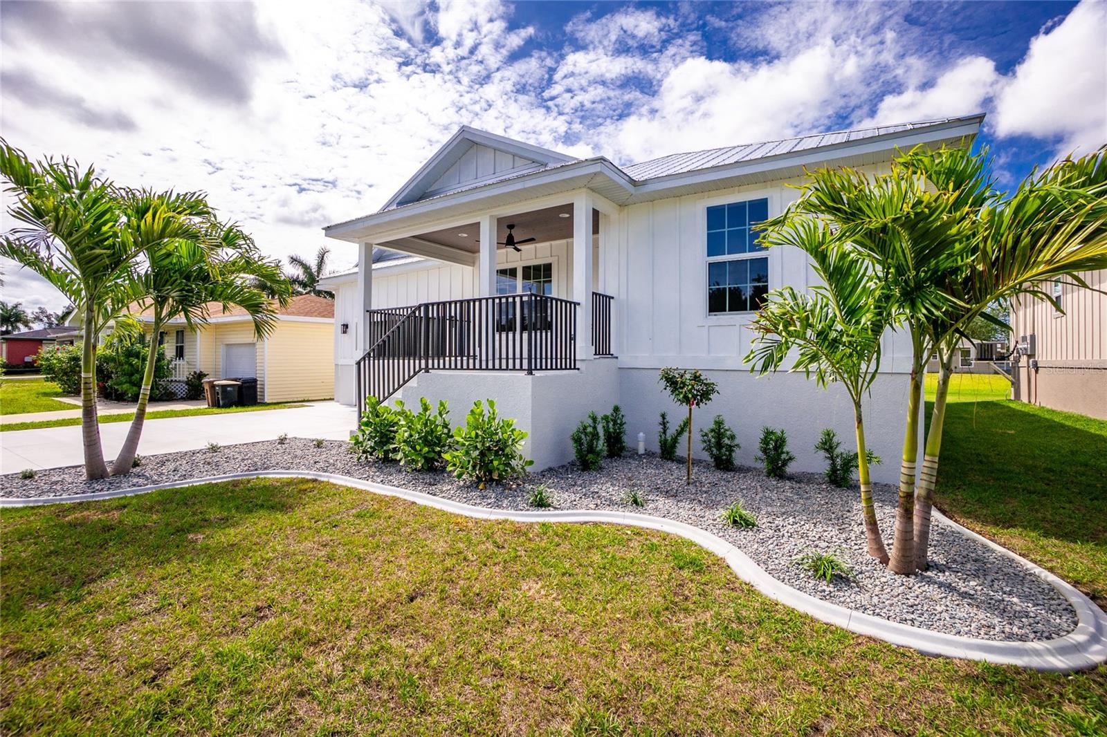 323 BOCA GRANDE BLVD, PUNTA GORDA, FL, 33950