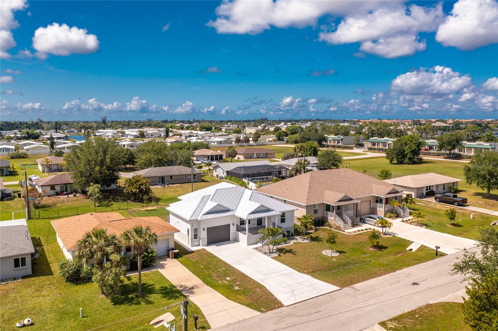323 BOCA GRANDE BLVD, PUNTA GORDA, FL, 33950