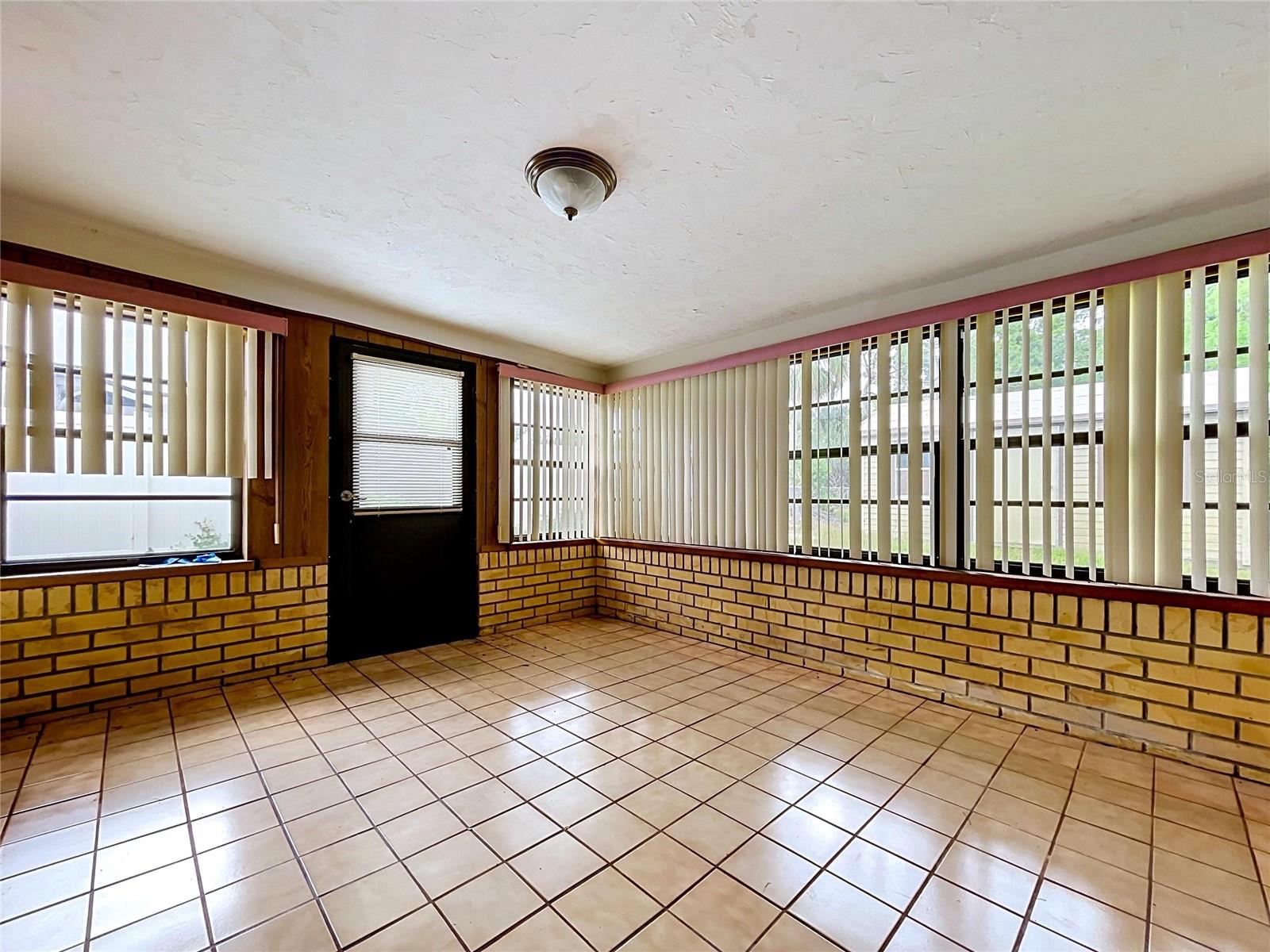 7706 W ELM ST, TAMPA, FL, 33615