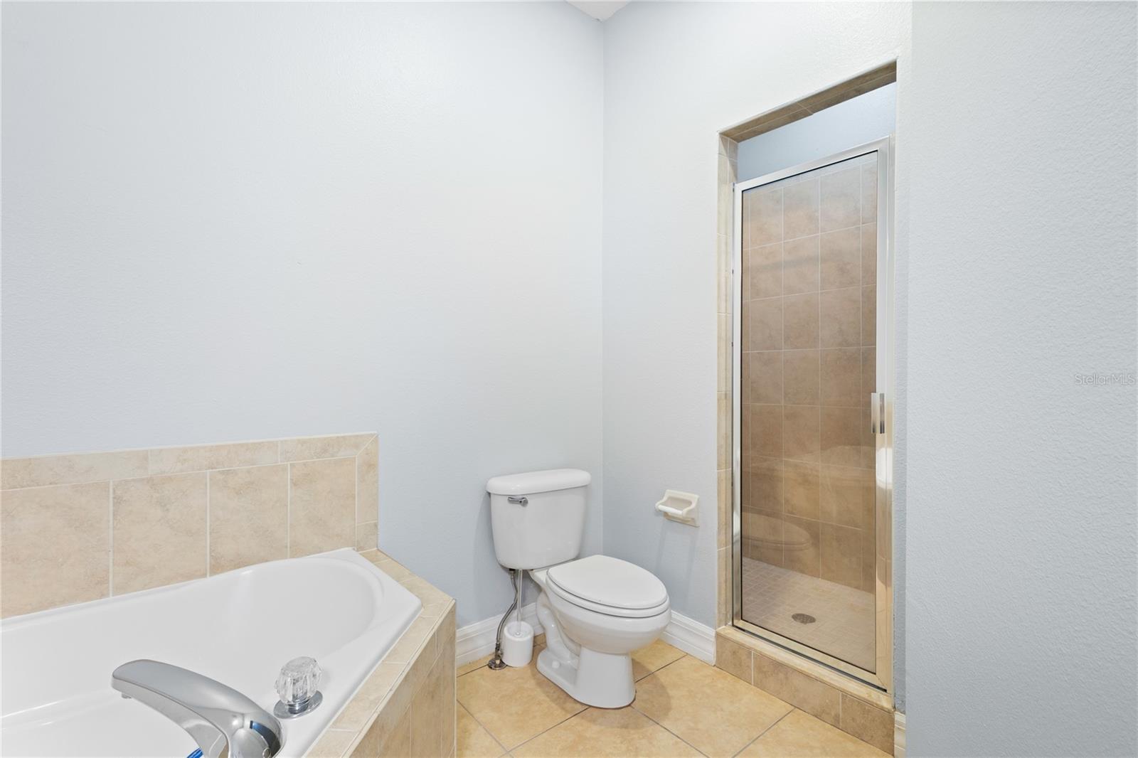 3633 BAY HEIGHTS WAY, TAMPA, FL, 33611