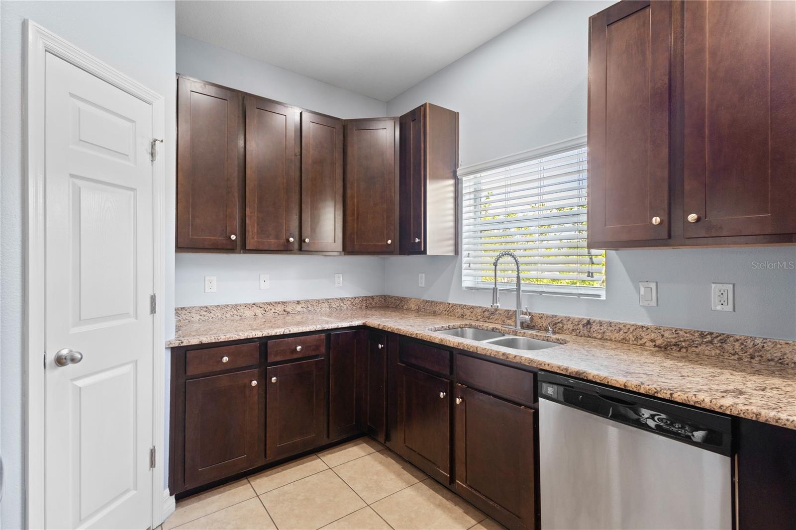 3633 BAY HEIGHTS WAY, TAMPA, FL, 33611
