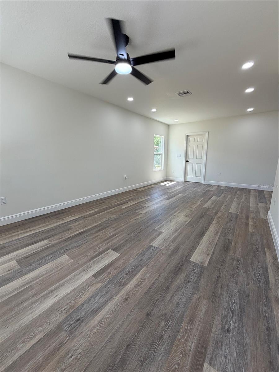 7152 PALM AVE, LEESBURG, FL, 34788