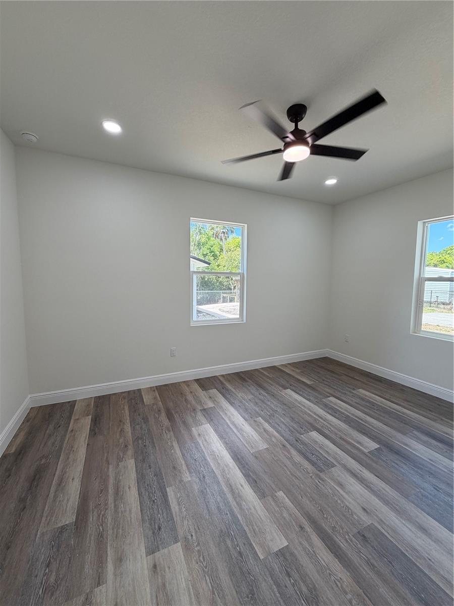 7152 PALM AVE, LEESBURG, FL, 34788