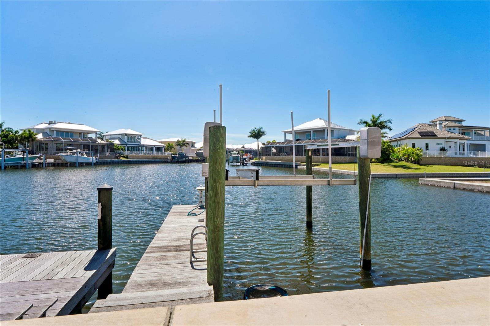 5714 SEA TROUT PL, APOLLO BEACH, FL, 33572