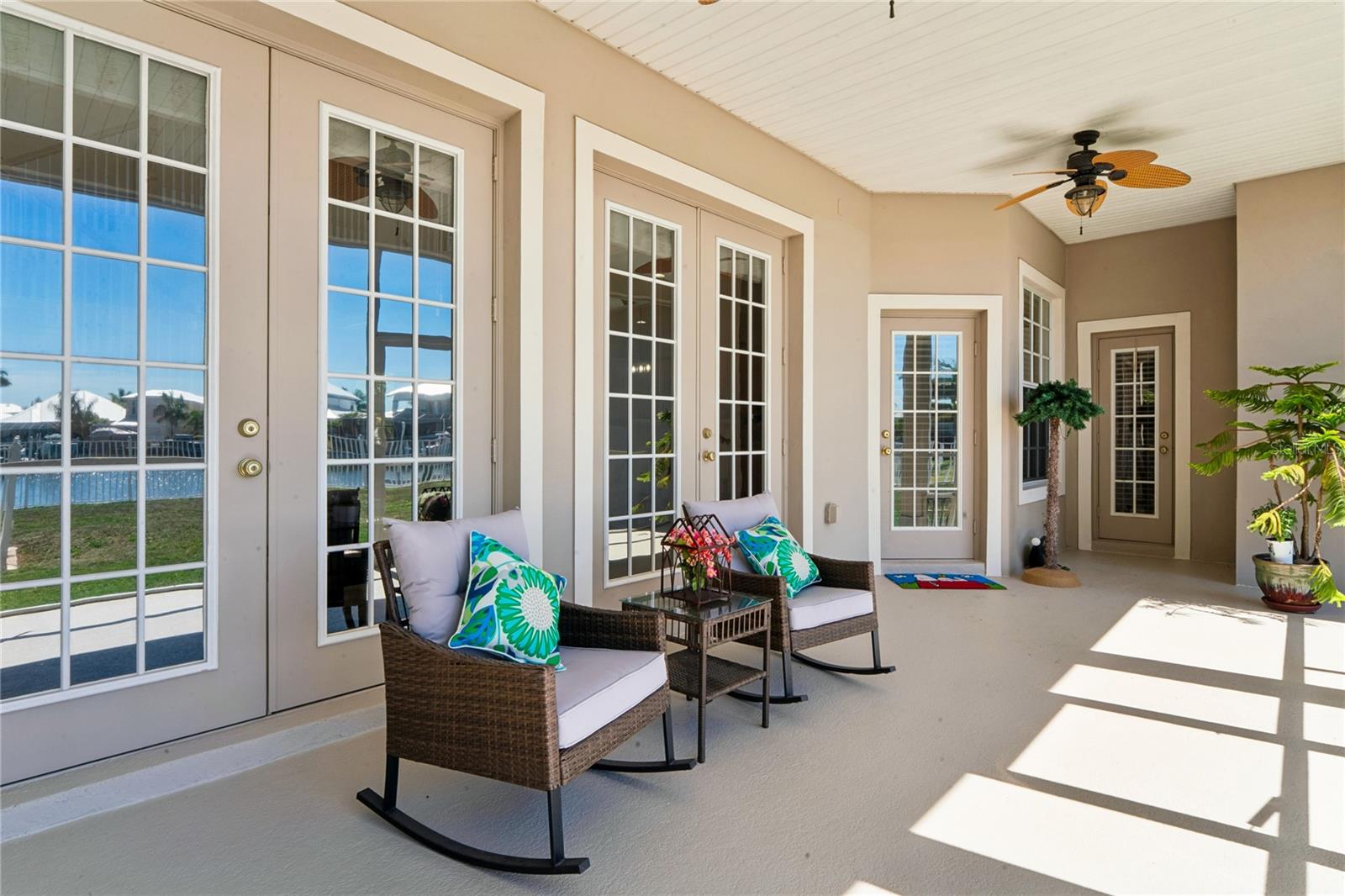 5714 SEA TROUT PL, APOLLO BEACH, FL, 33572