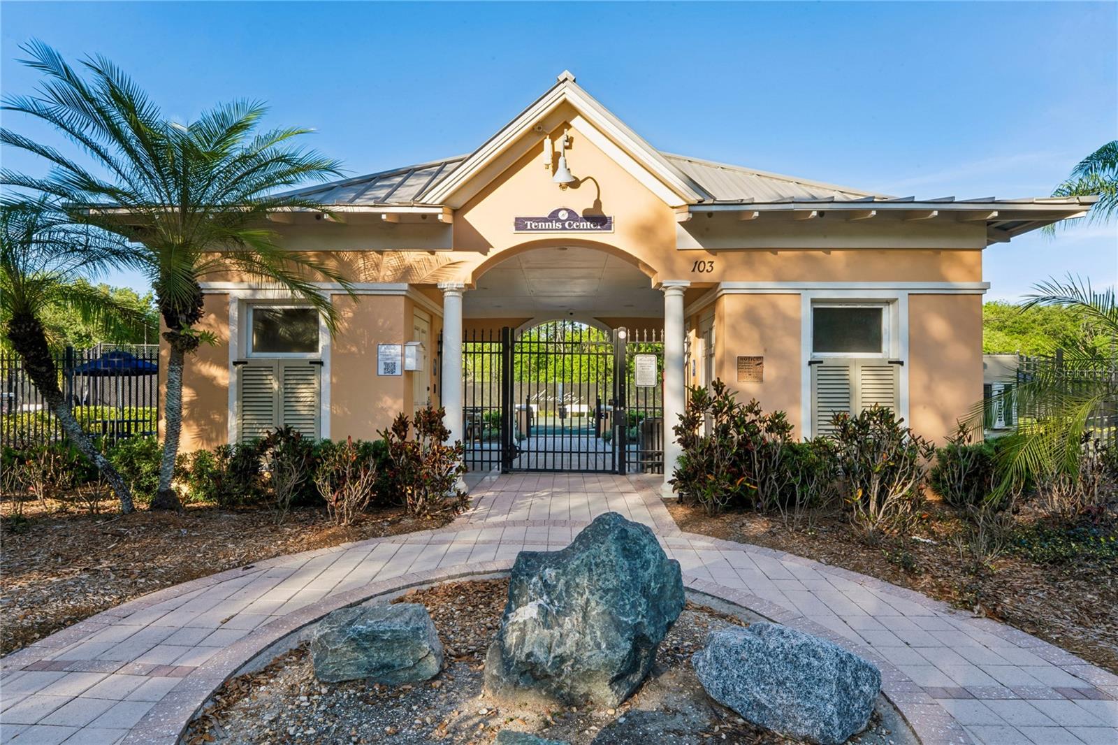5714 SEA TROUT PL, APOLLO BEACH, FL, 33572