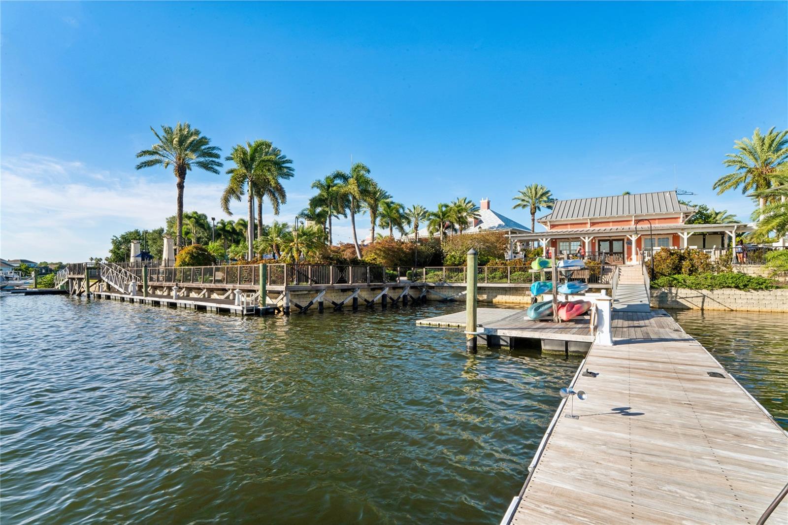 5714 SEA TROUT PL, APOLLO BEACH, FL, 33572
