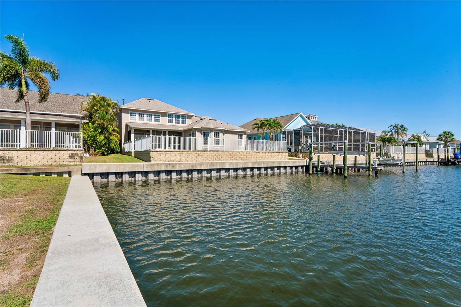 5714 SEA TROUT PL, APOLLO BEACH, FL, 33572