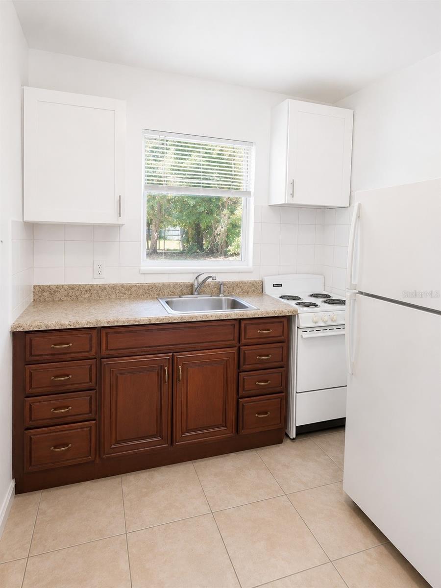 5411 70TH LN N, ST PETERSBURG, FL, 33709