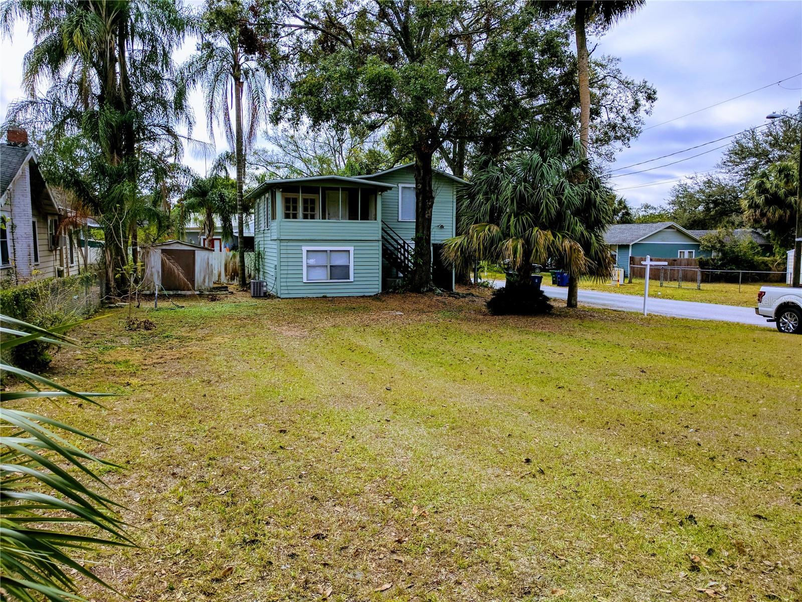 128 W NORTH ST, TAMPA, FL, 33604