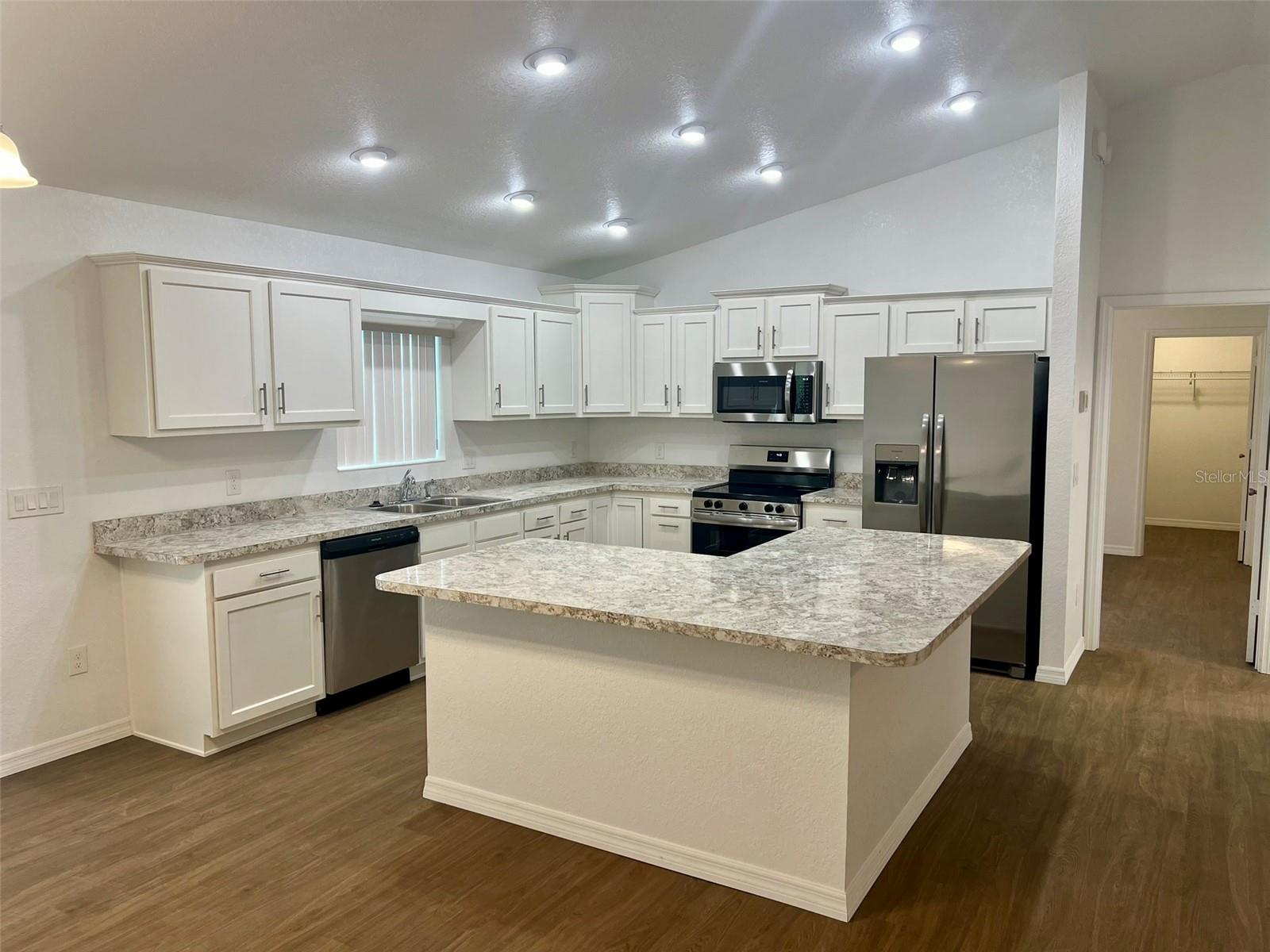 8640 SE 157 PL, SUMMERFIELD, FL, 34491