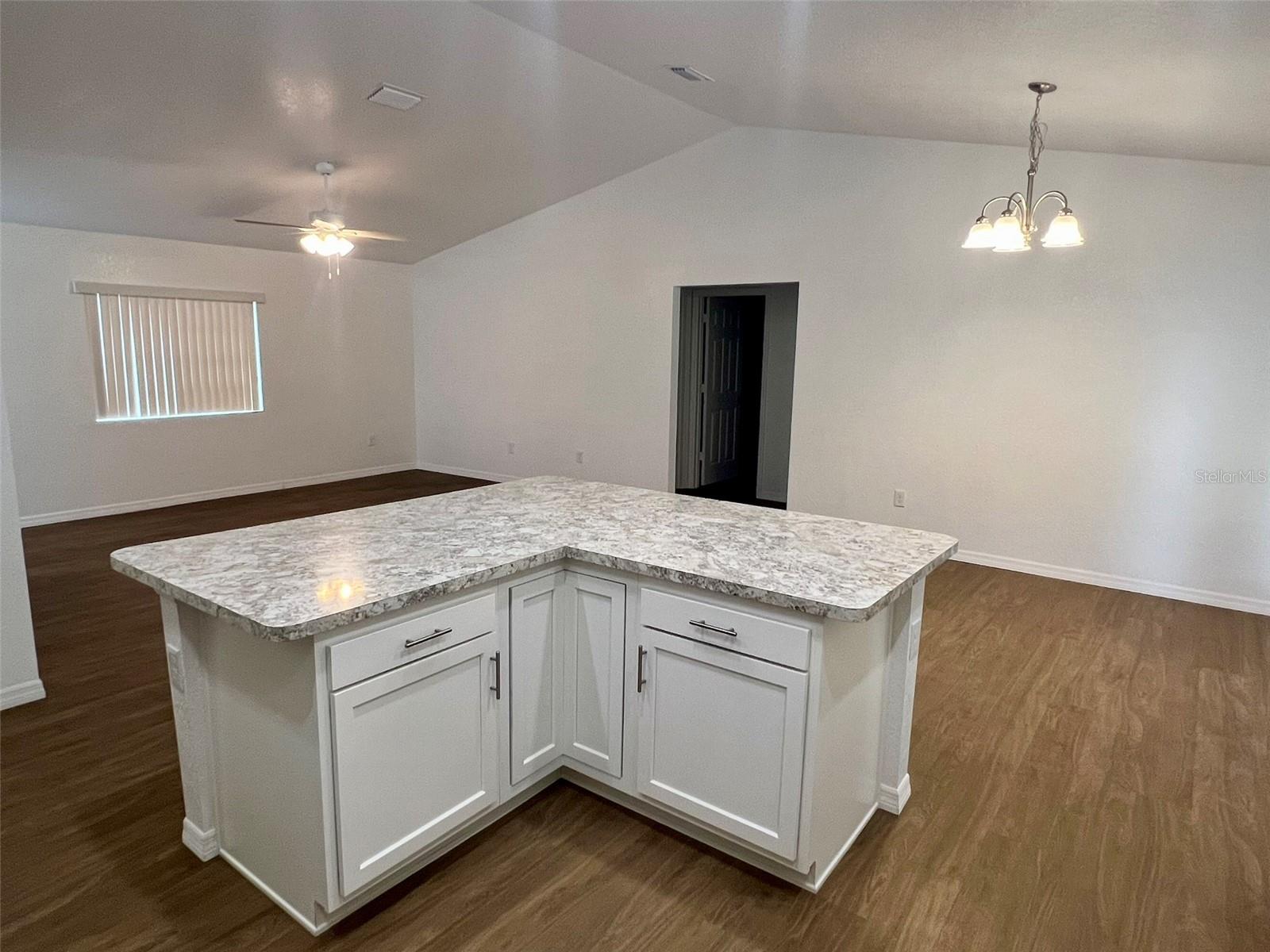 8640 SE 157 PL, SUMMERFIELD, FL, 34491