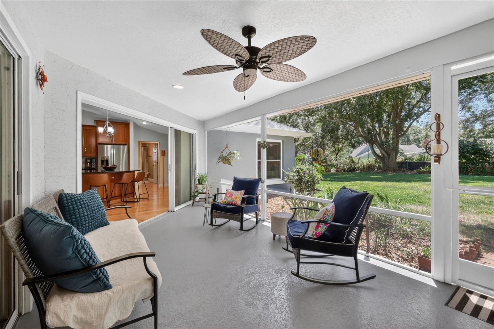 1200 MARSHALL CT, EUSTIS, FL, 32726