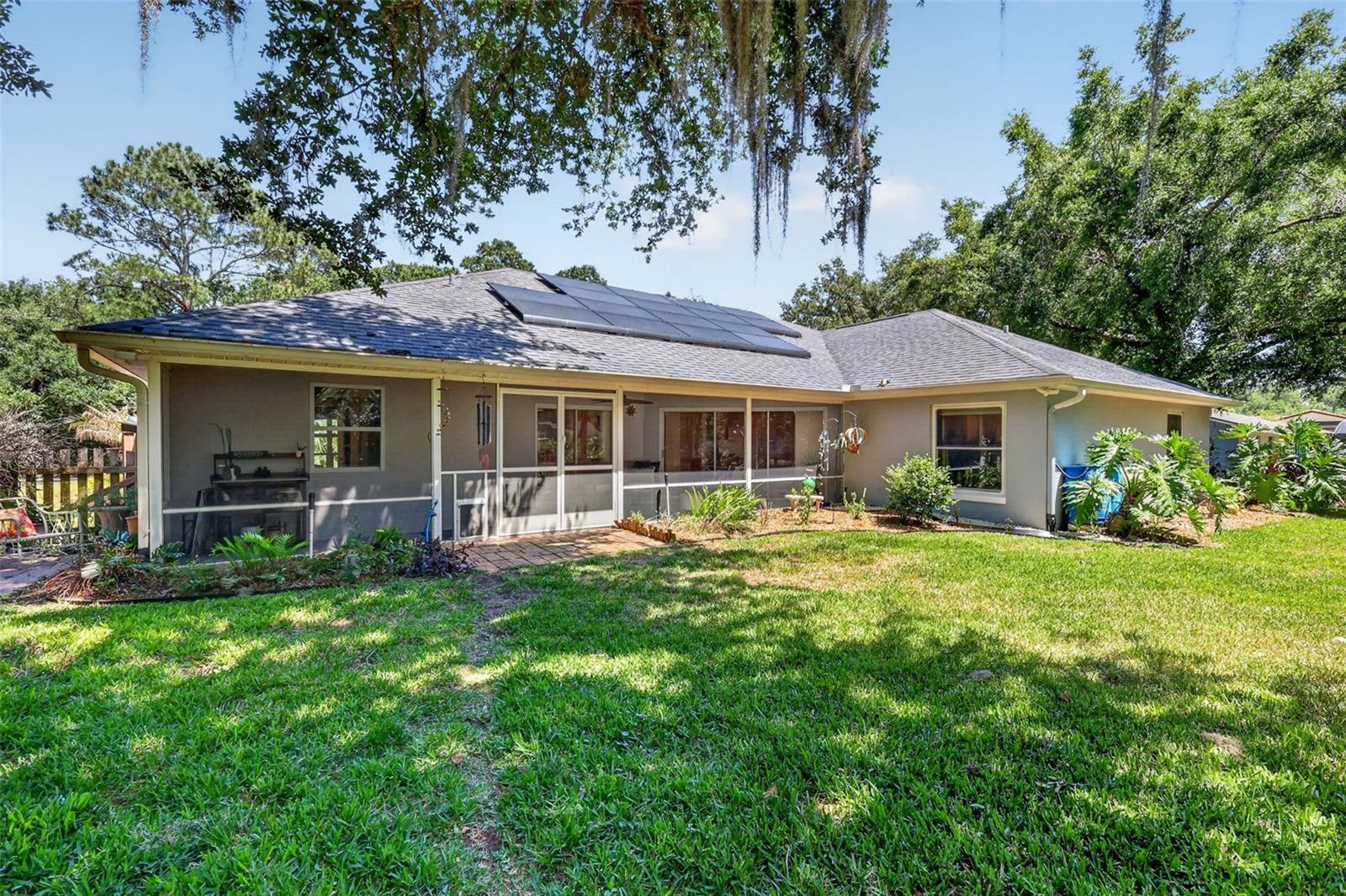 1200 MARSHALL CT, EUSTIS, FL, 32726