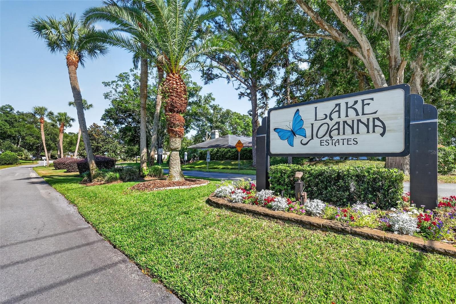 1200 MARSHALL CT, EUSTIS, FL, 32726