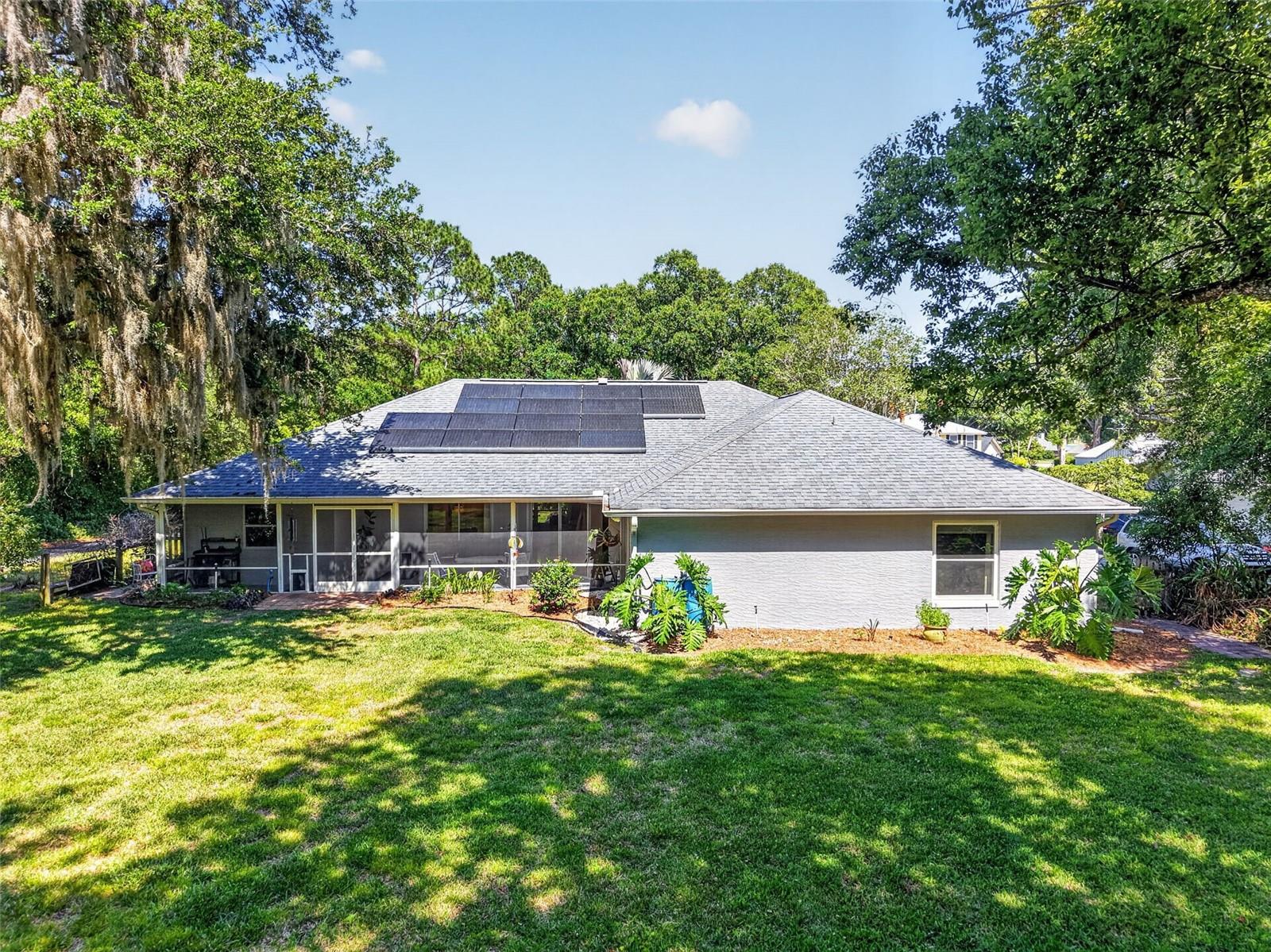 1200 MARSHALL CT, EUSTIS, FL, 32726