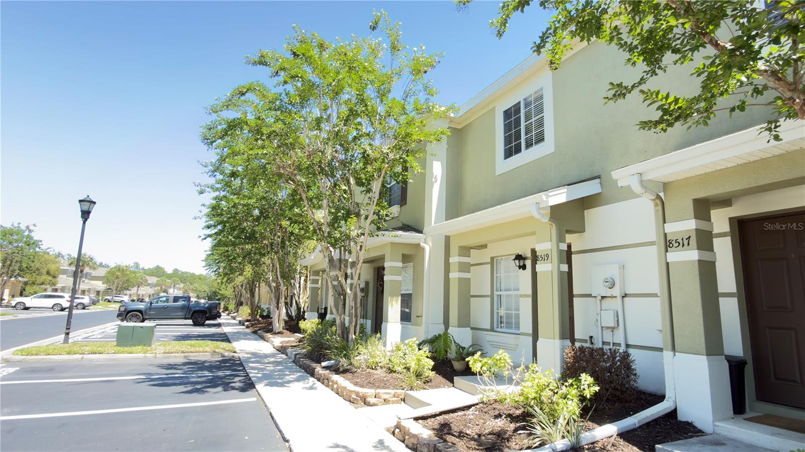8519 TRAIL WIND DR, TAMPA, FL, 33647