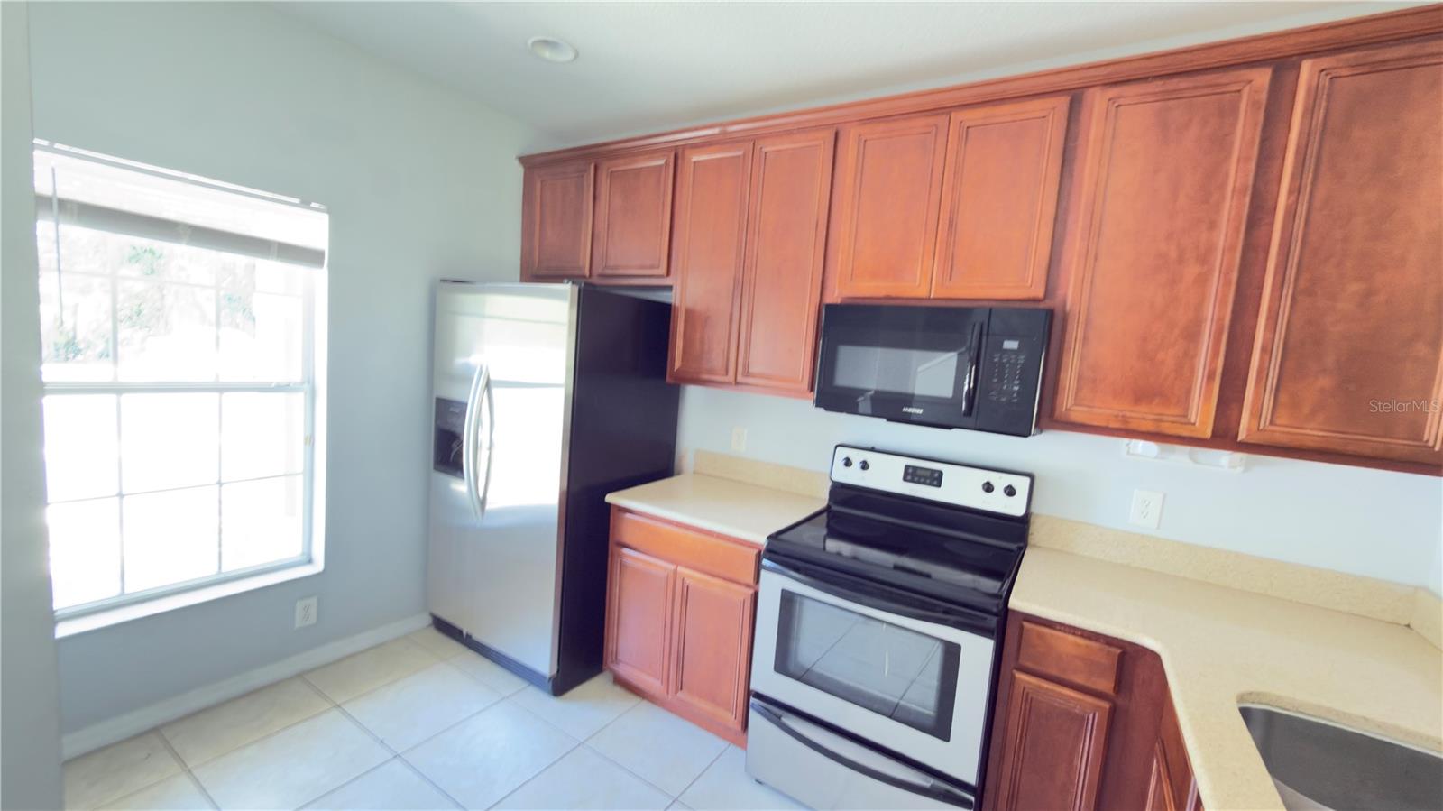 8519 TRAIL WIND DR, TAMPA, FL, 33647
