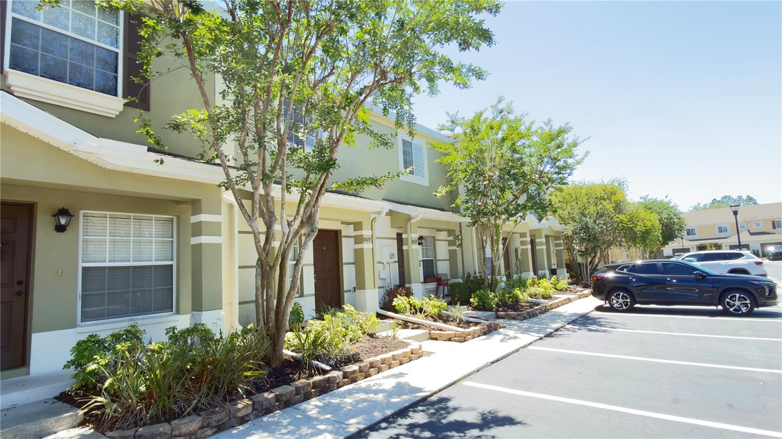 8519 TRAIL WIND DR, TAMPA, FL, 33647