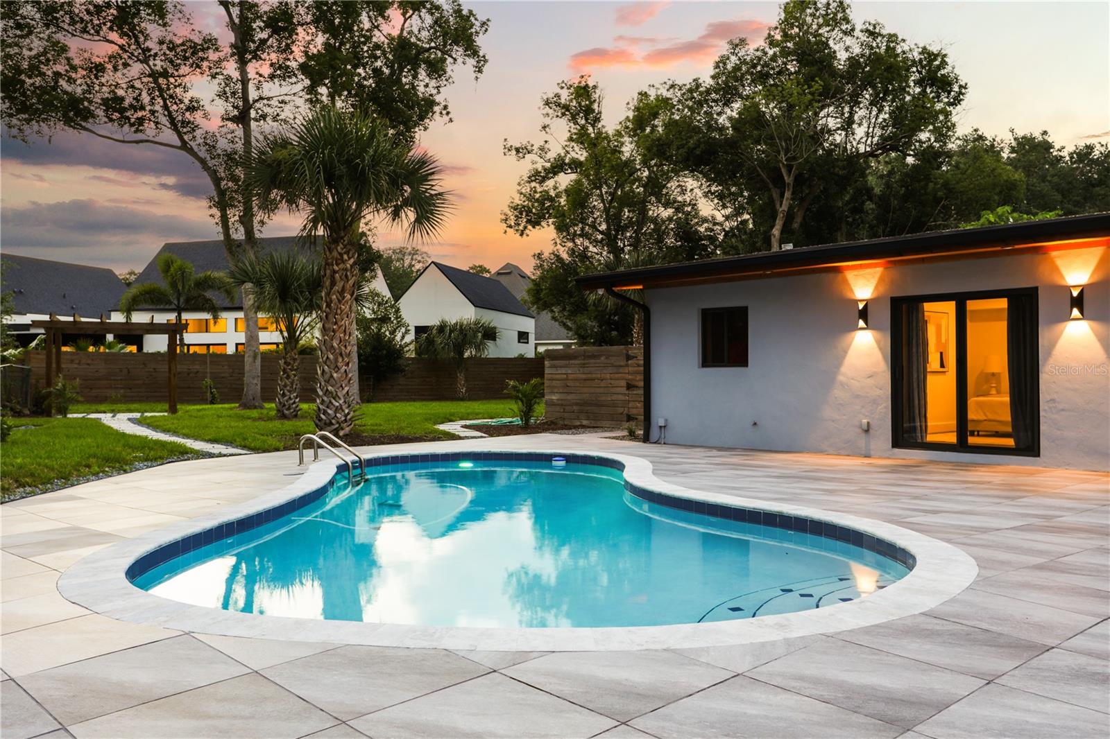 541 MANOR RD, MAITLAND, FL, 32751