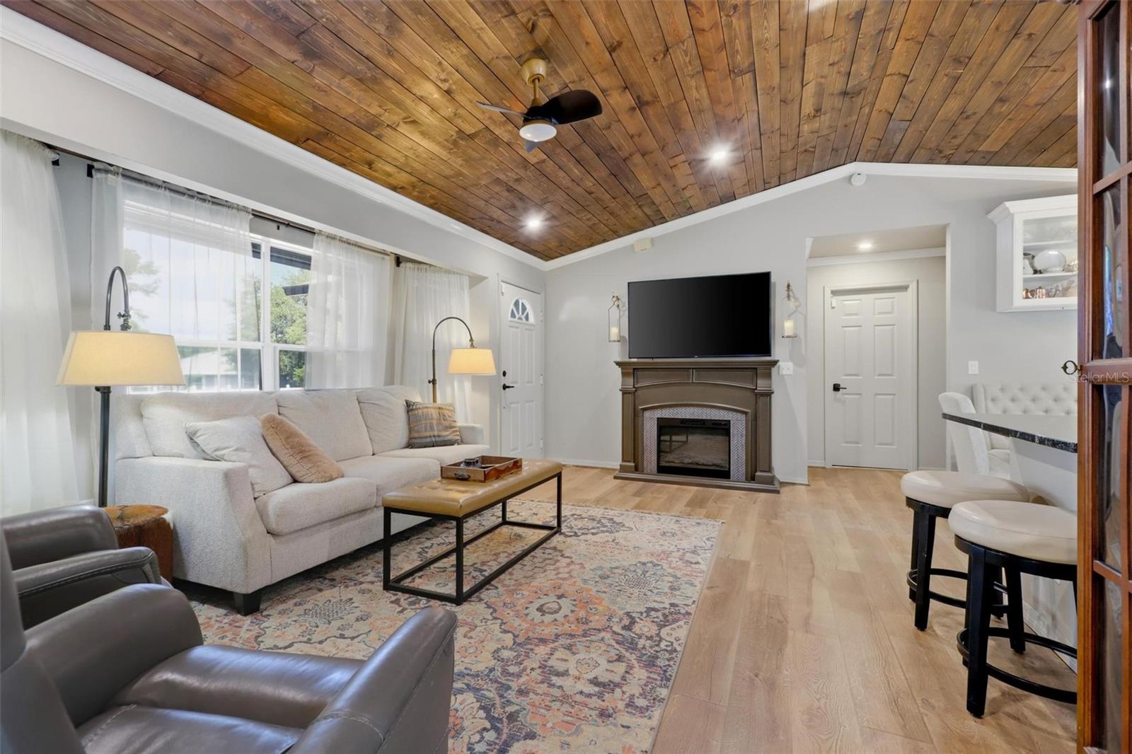 684 CROWS BLUFF LN, SANFORD, FL, 32773