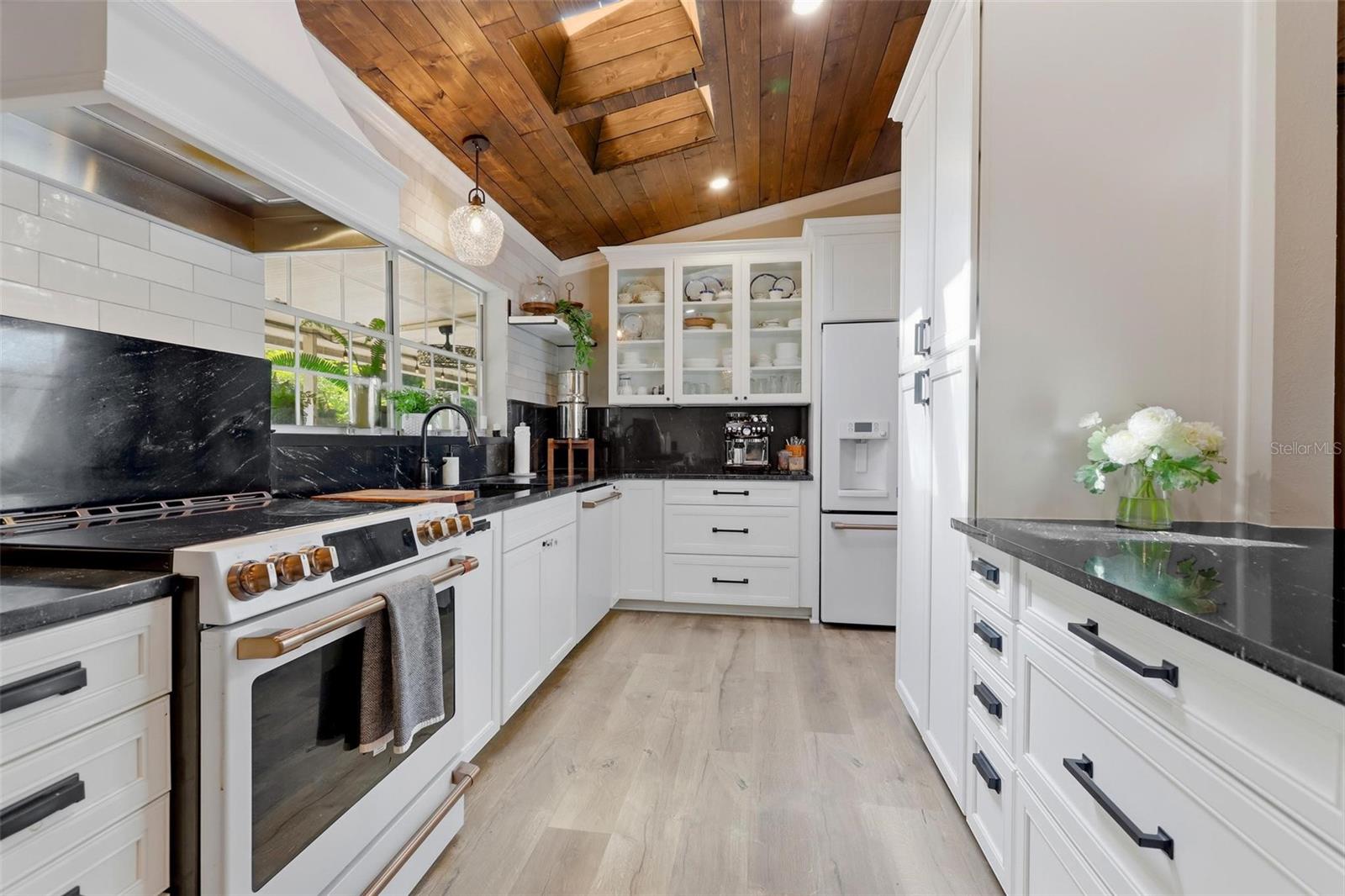 684 CROWS BLUFF LN, SANFORD, FL, 32773