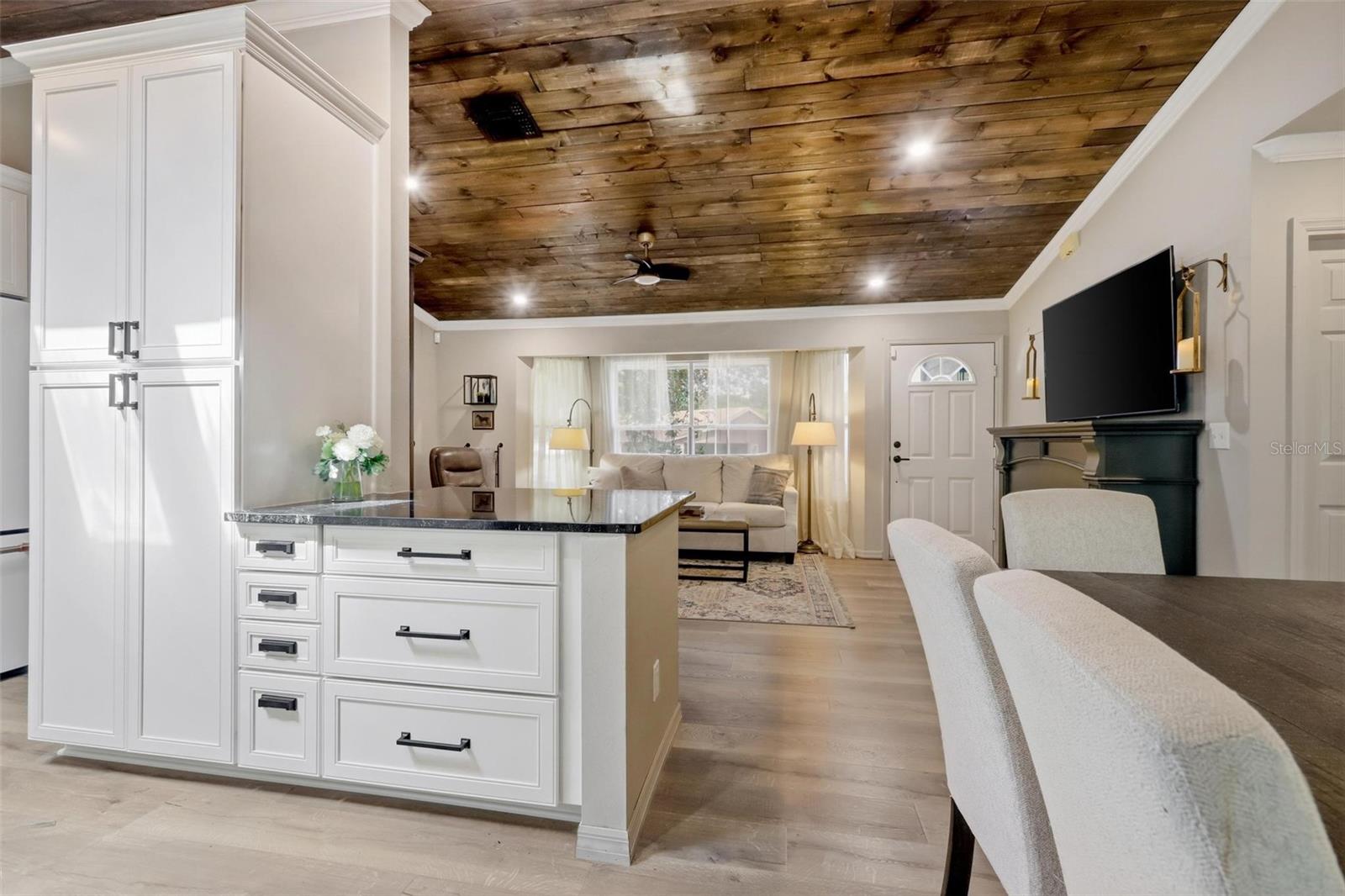 684 CROWS BLUFF LN, SANFORD, FL, 32773