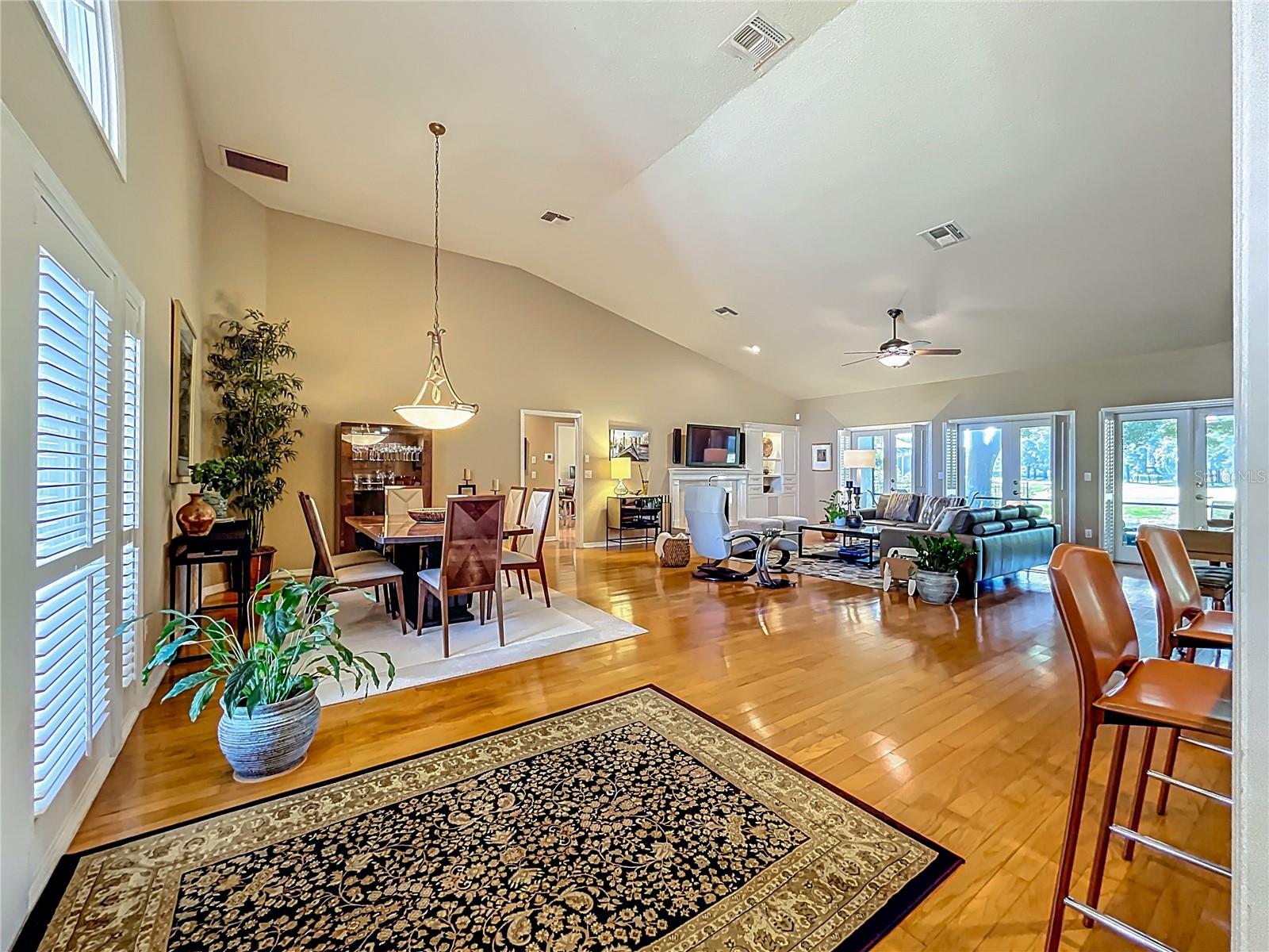 2470 SWEETWATER COUNTRY CLUB DR, APOPKA, FL, 32712