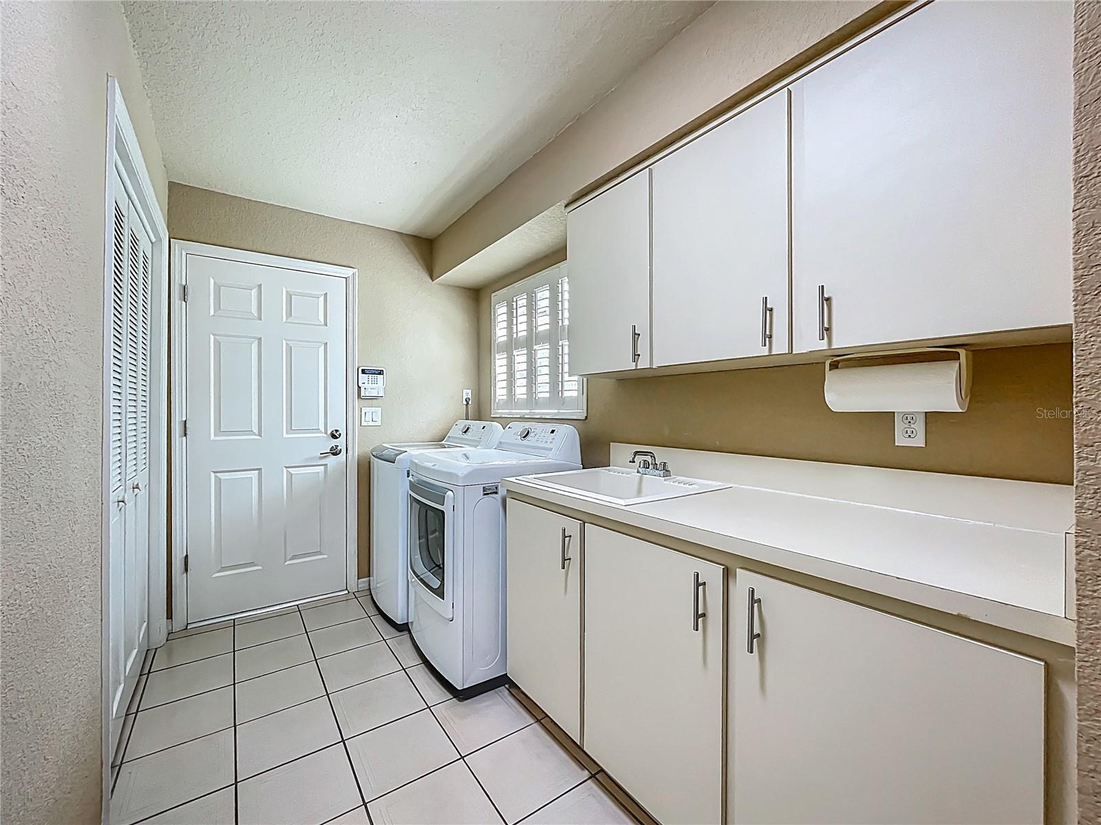 2470 SWEETWATER COUNTRY CLUB DR, APOPKA, FL, 32712