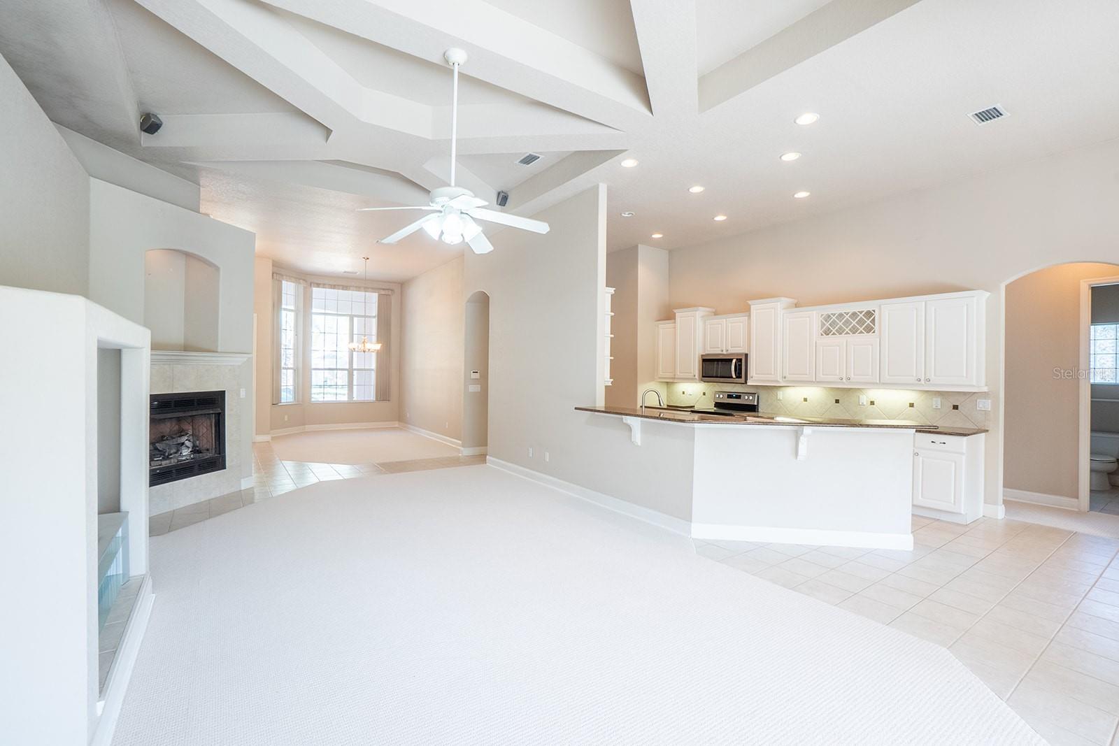 34 SOUTHLAKE DR, PALM COAST, FL, 32137