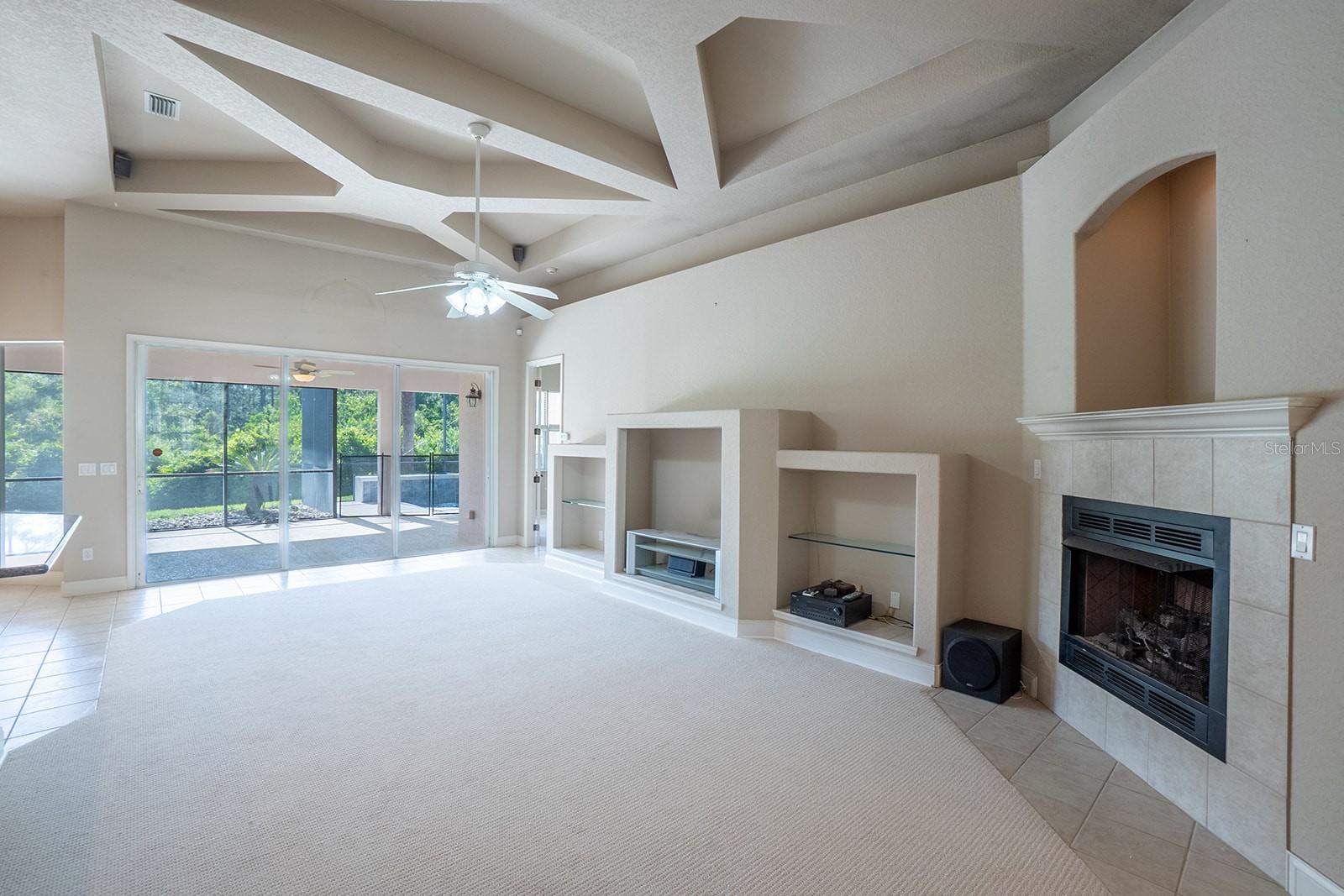 34 SOUTHLAKE DR, PALM COAST, FL, 32137