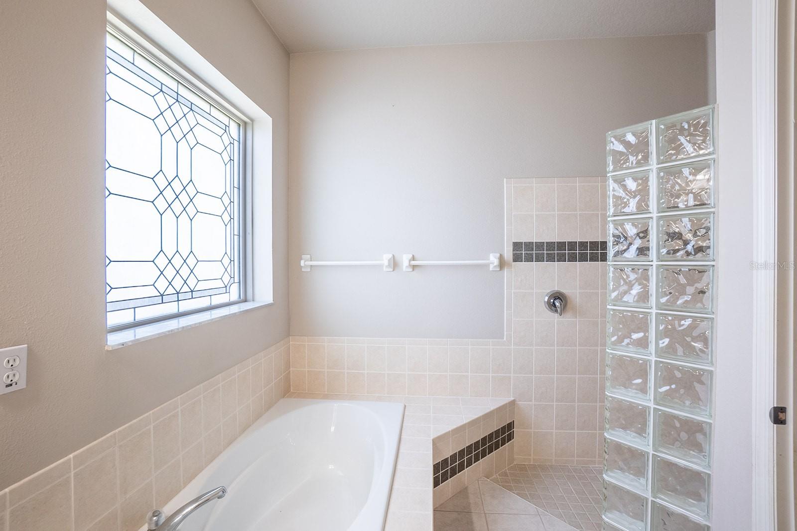 34 SOUTHLAKE DR, PALM COAST, FL, 32137