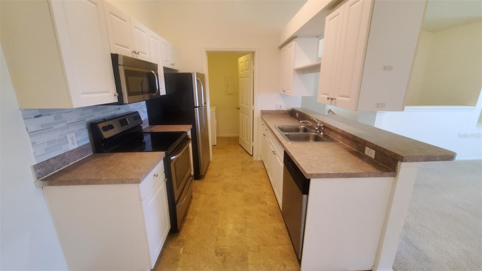 36243 LAKE CHASE BLVD #203, ZEPHYRHILLS, FL, 33541