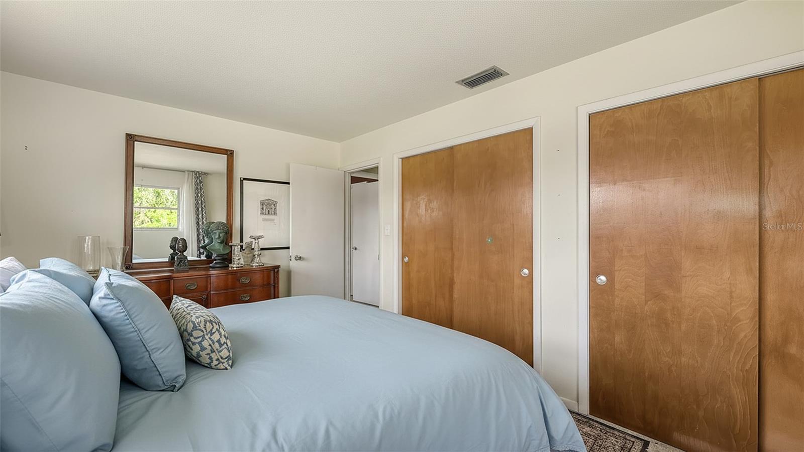2436 BREAKWATER CIR, SARASOTA, FL, 34231