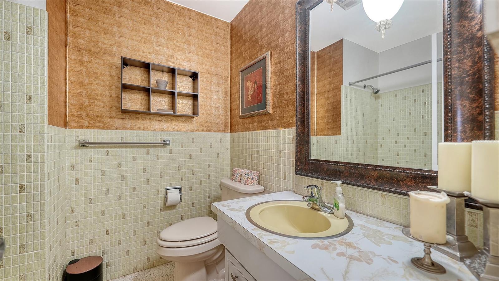 2436 BREAKWATER CIR, SARASOTA, FL, 34231