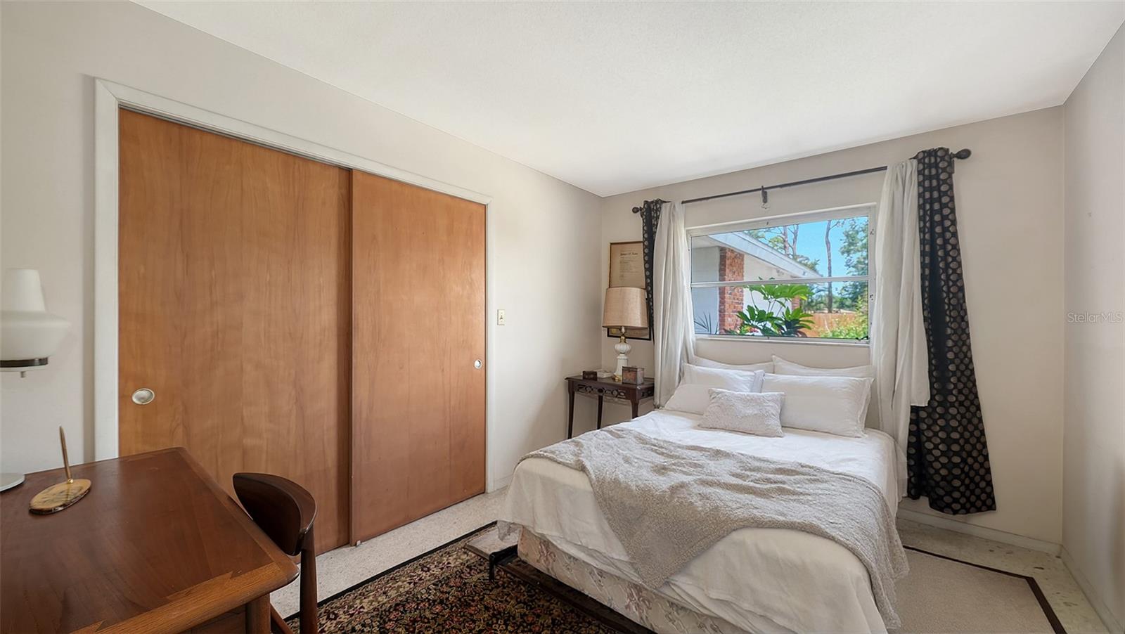2436 BREAKWATER CIR, SARASOTA, FL, 34231