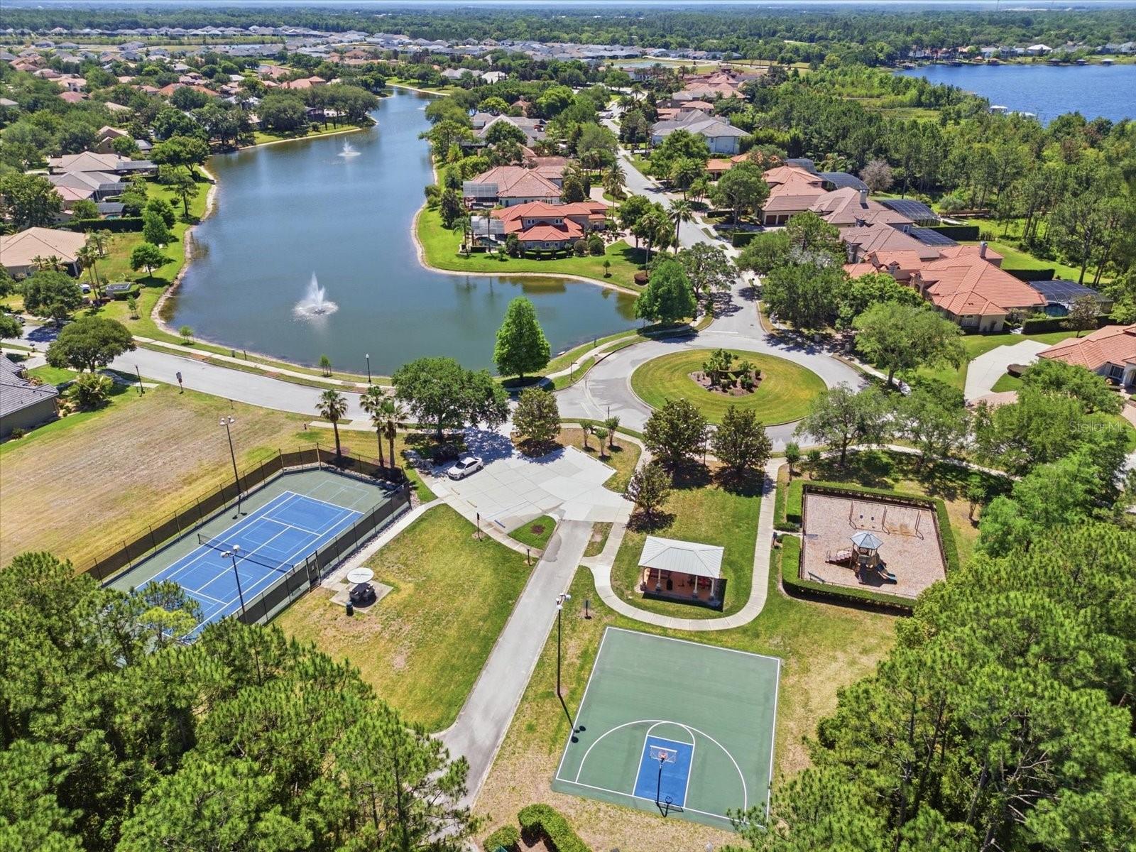 1064 CEASARS CT, MOUNT DORA, FL, 32757