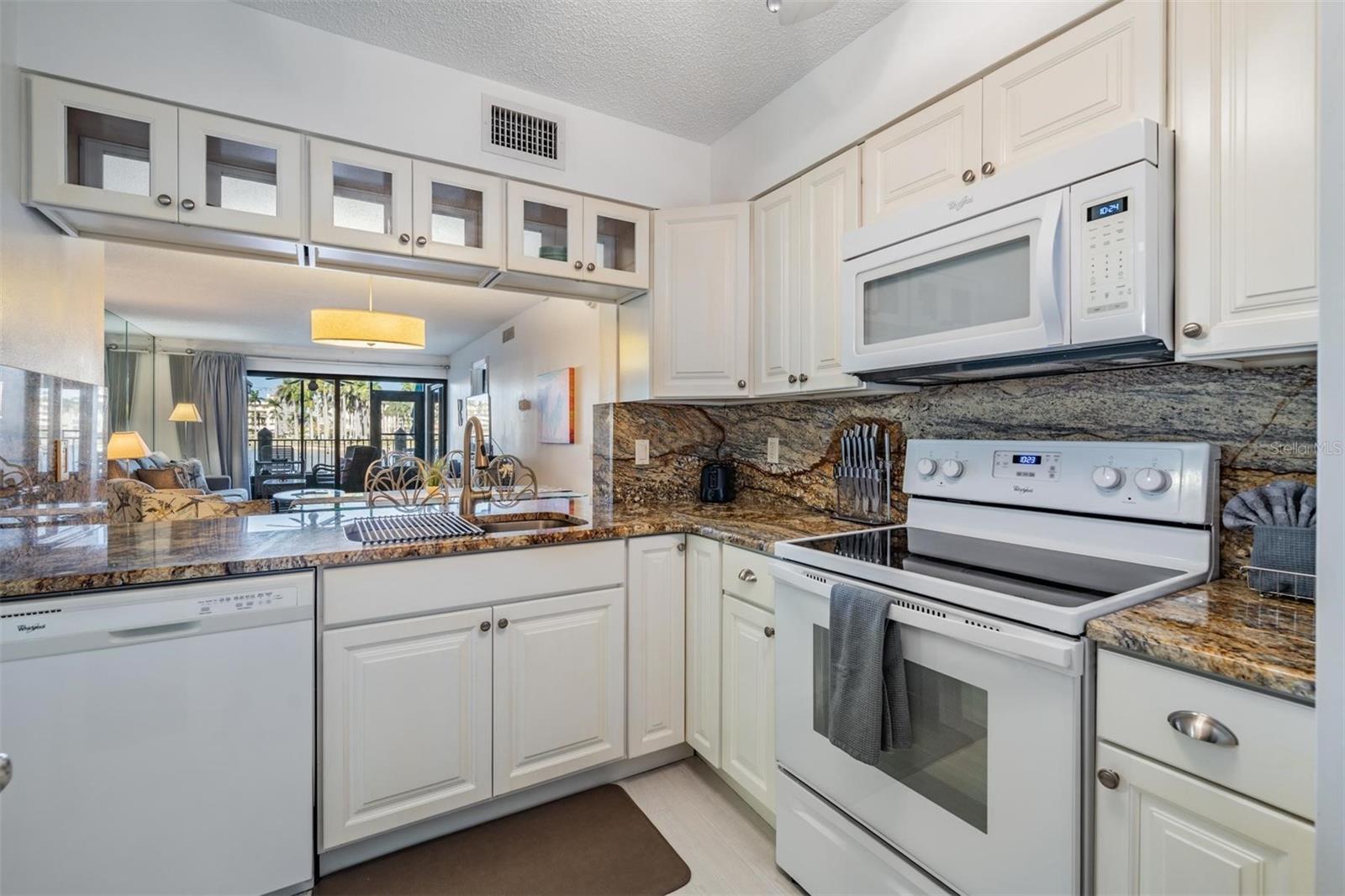 6294 BAHIA DEL MAR CIR #107, ST PETERSBURG, FL, 33715