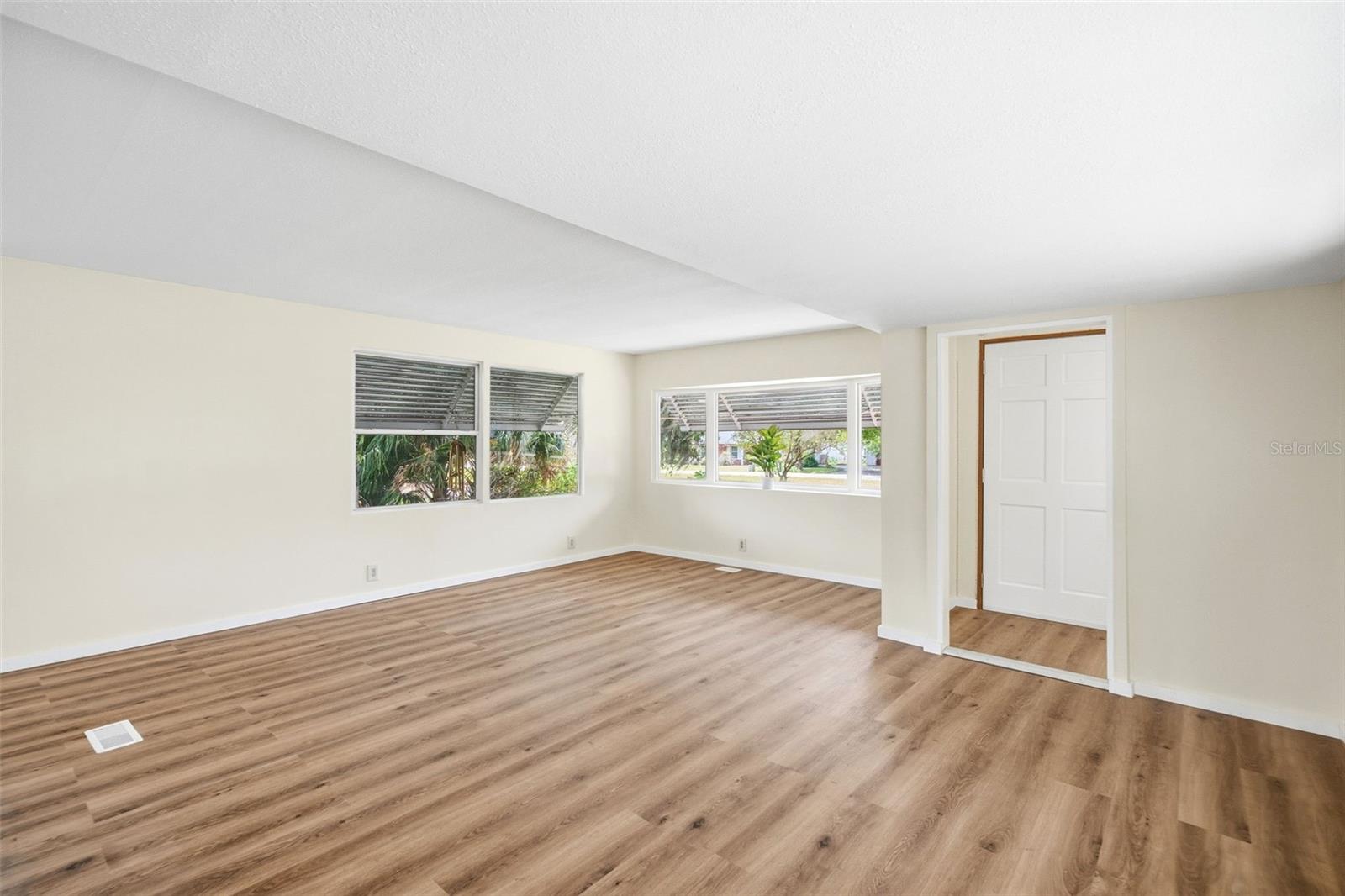 14742 MANDARIN ST, TAVARES, FL, 32778