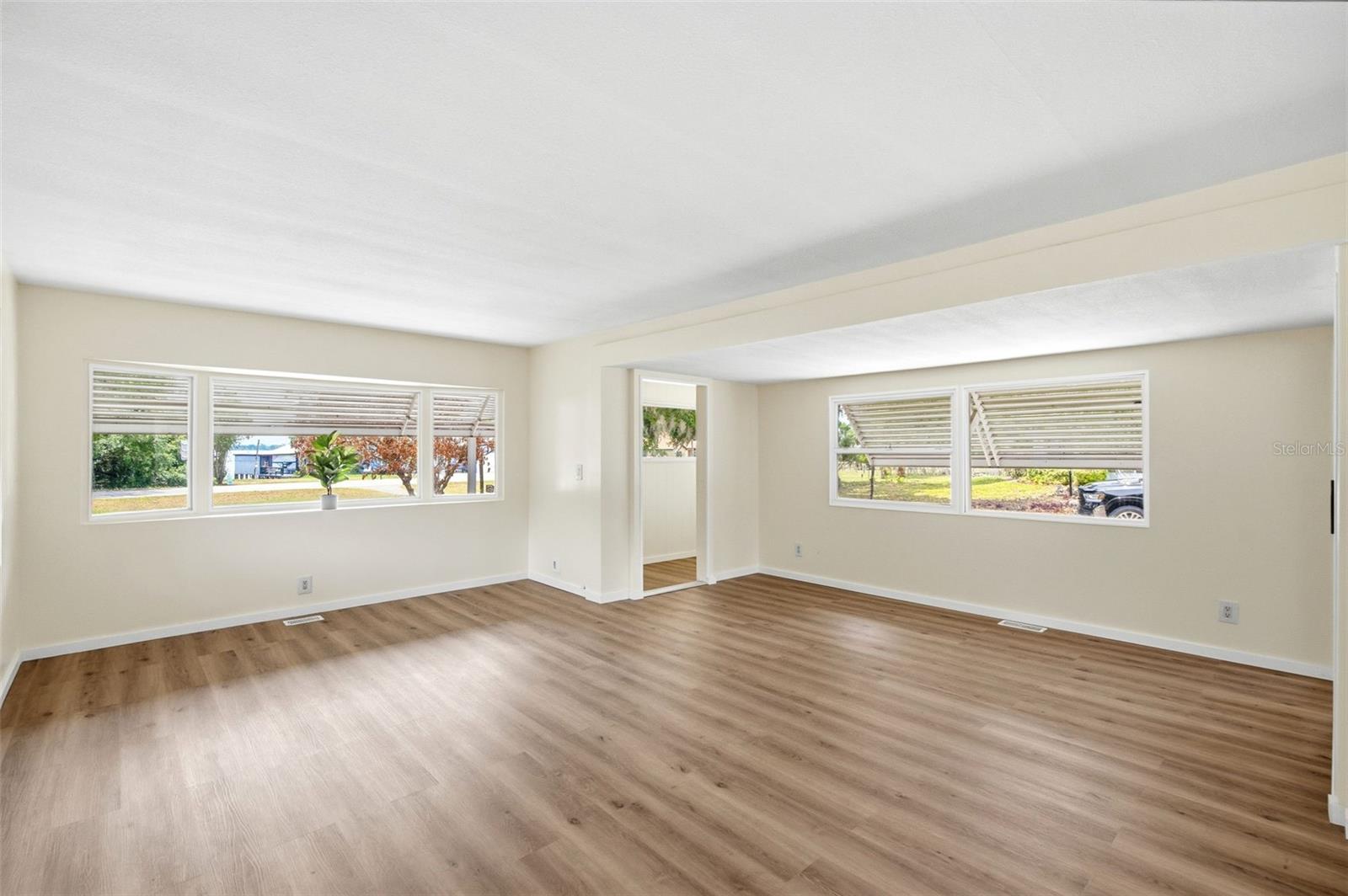 14742 MANDARIN ST, TAVARES, FL, 32778